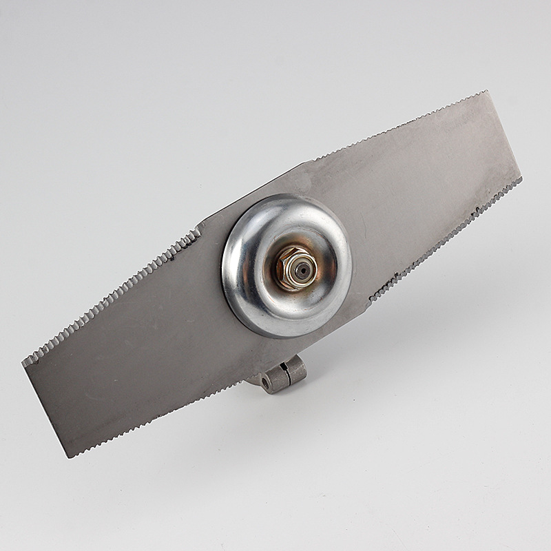 割草机刀片配件圆形锯片一字合金锰钢白钢菱形进口加厚加长打草机