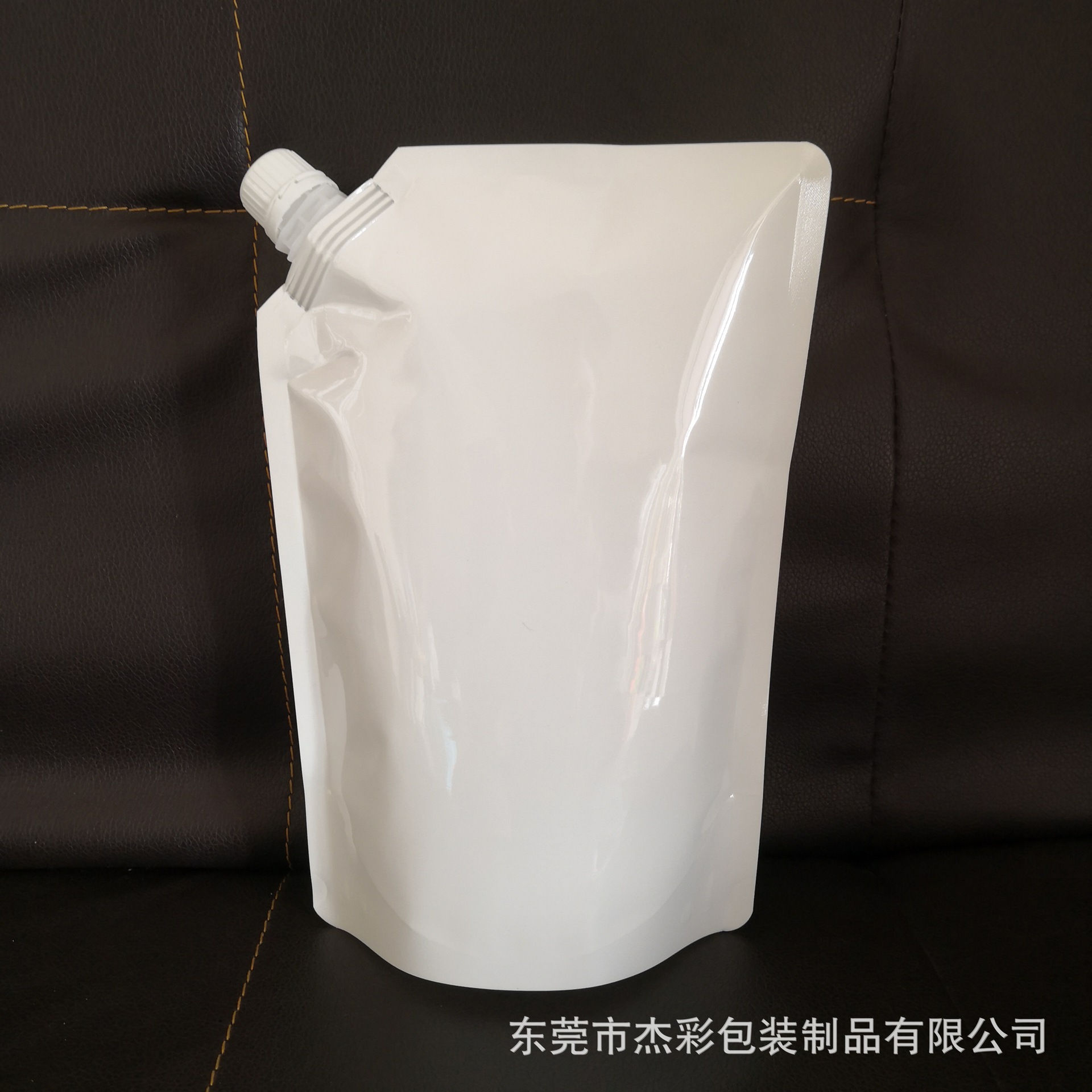 专业供应 环保软包装异形自立袋 液体饮料吸嘴袋 可定制批发