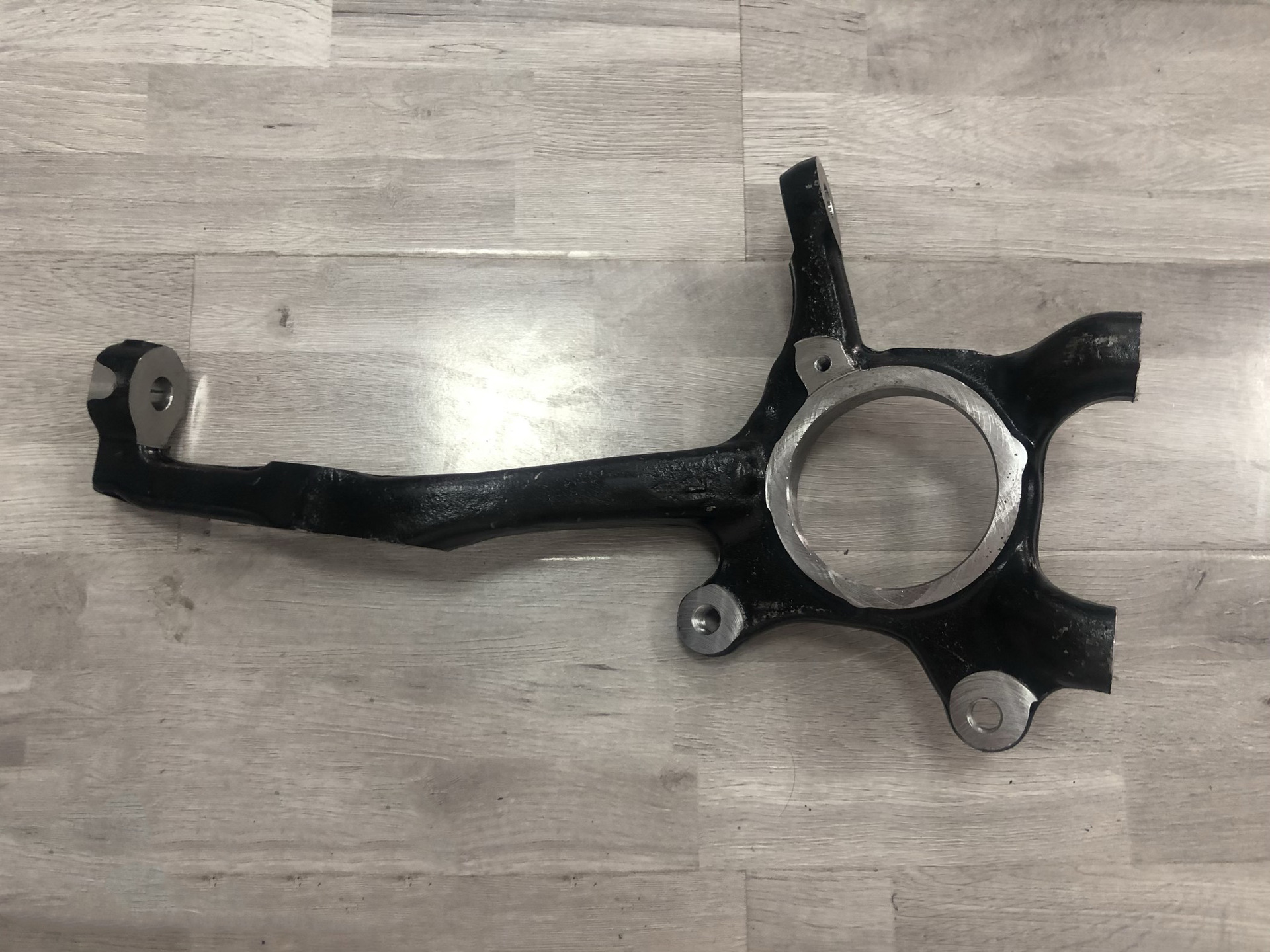 适用丰田霸道2015转向节羊角knuckle,steering,lh,43212-60240