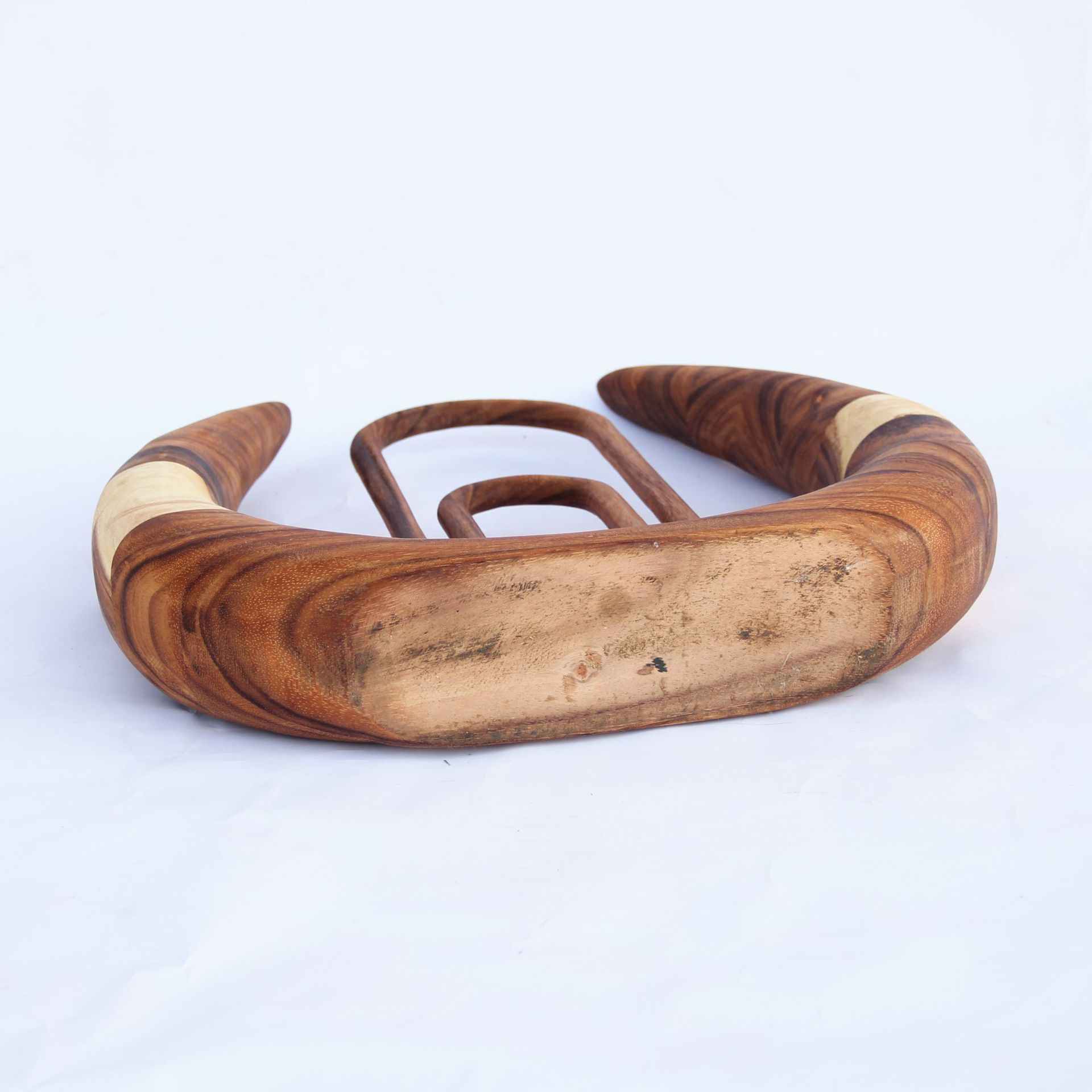 厂家销售原创手工制作胡桃木玄关装饰摆件牛角造型家居桌面工艺品