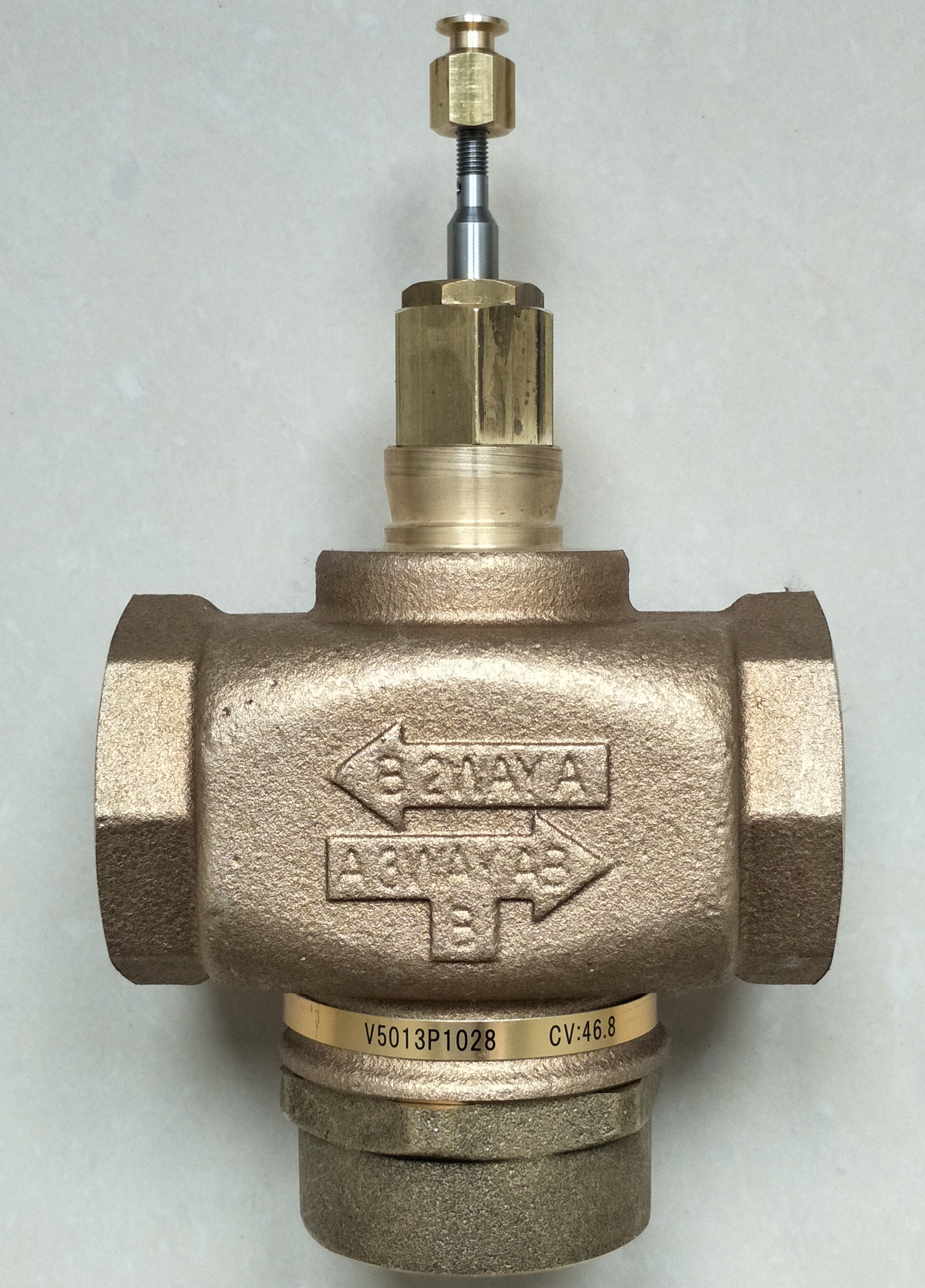 honeywell霍尼韦尔 v5013p1028 电动三通水阀调节阀螺纹水管阀门