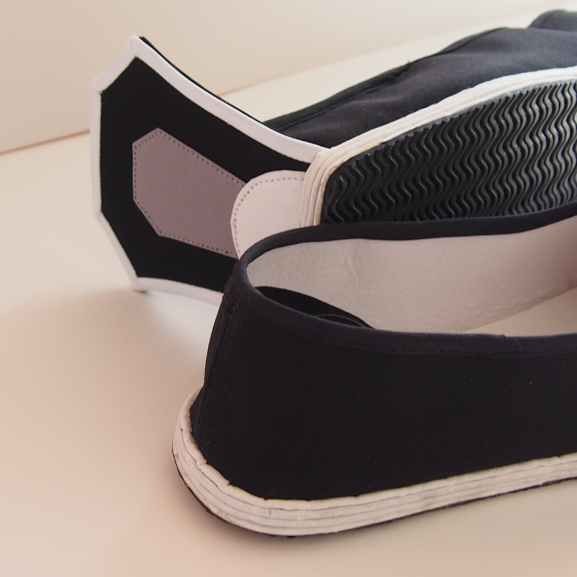 厂家直销质量保障古代歧头鞋履秦汉三国抬头挡牌鞋履魏晋南北朝鞋