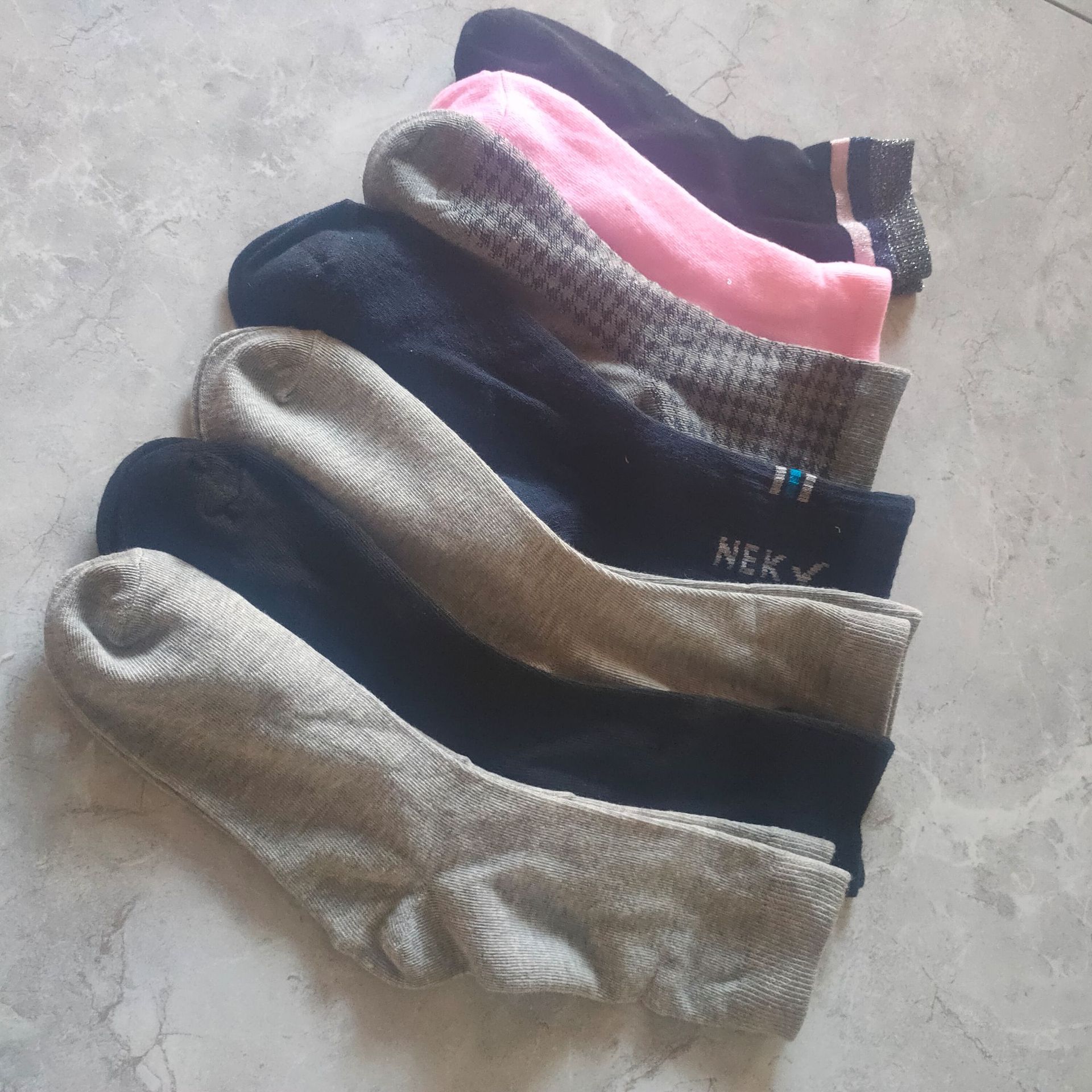 库存处理脏袜子残次袜船袜中筒袜男女袜童袜杂款货底便宜地摊袜子