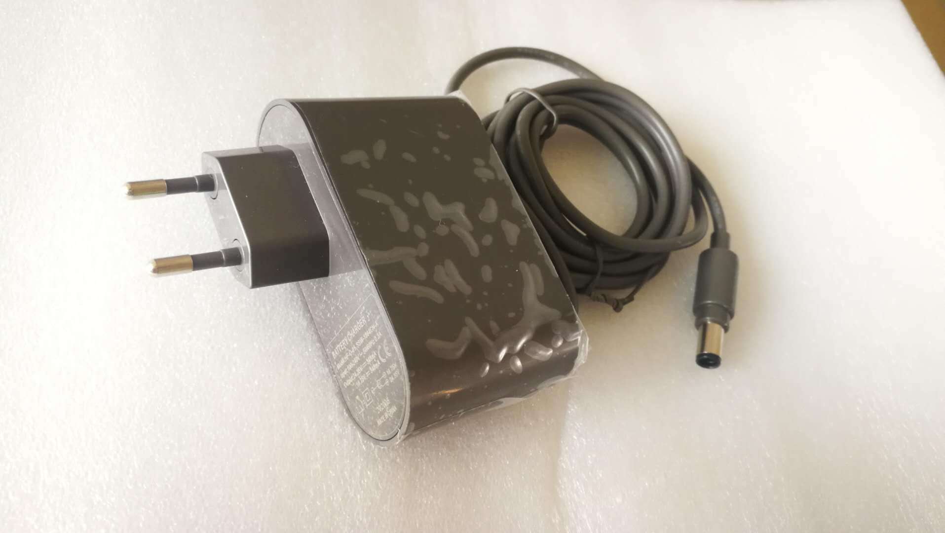 dyson戴森吸尘器充电器v10充电器吸尘器充电器电源适配器厂家直销