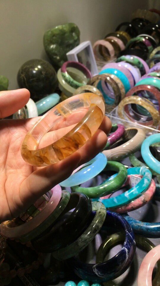 天然水晶黄胶花手镯