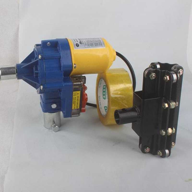 养殖大棚薄膜电动卷帘机 温室大棚自动放风机 24v150w电动卷膜器