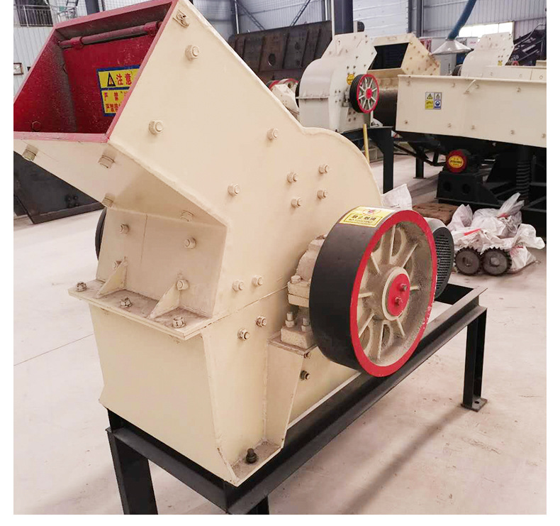 开箱式制砂粉碎机设备 小型柴油移动双轴式锤式破碎机