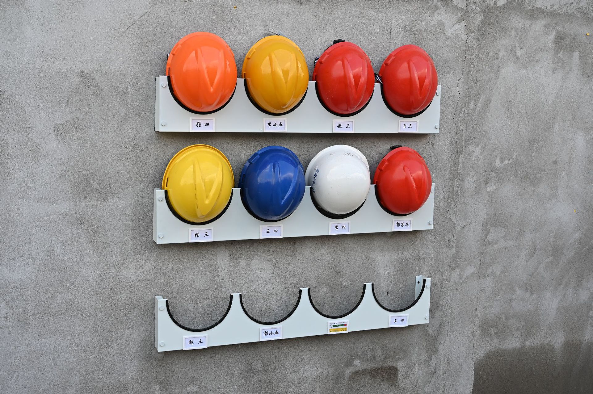 厂家直销安全帽放置架 组合型安全帽架子 工地安全帽存放架