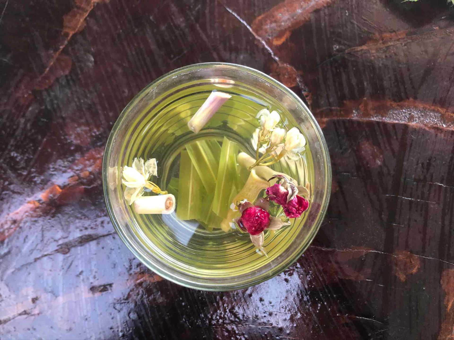 云南绿然天然柠檬草叶干片香茅草量大加工泡茶泡水烤鱼煮鱼