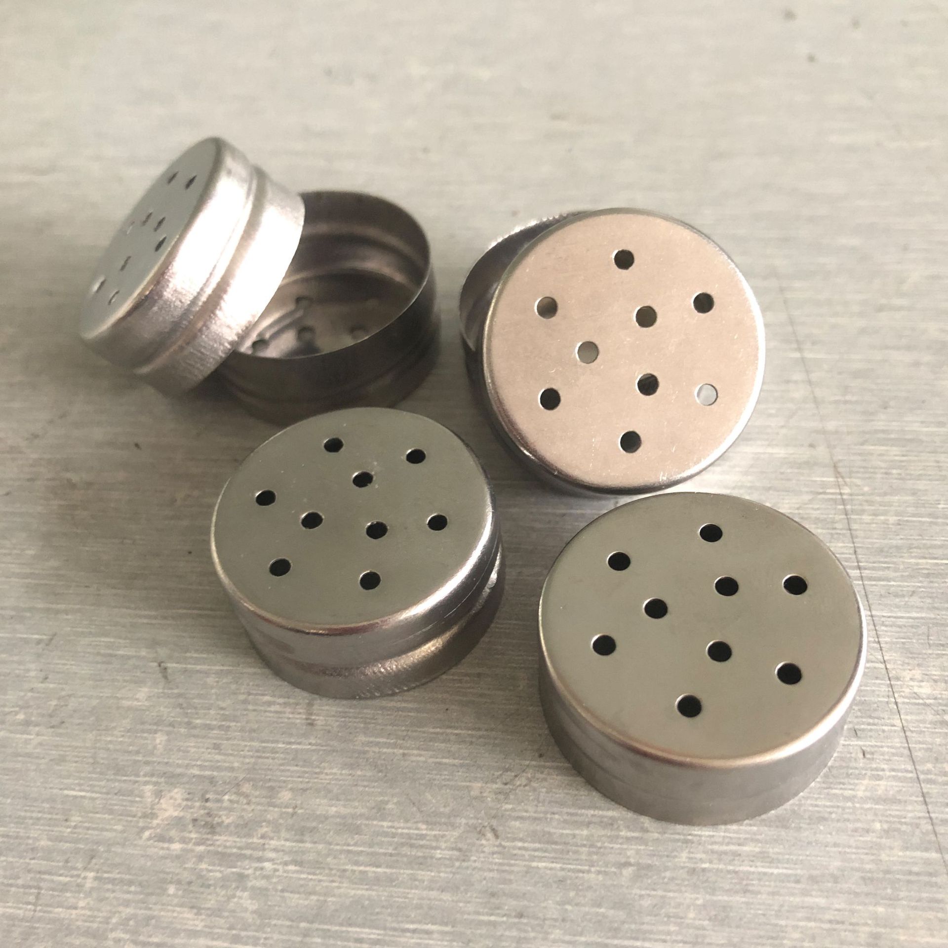 410201304316不锈钢盖子螺旋瓶盖调料瓶盖胡椒罐盖欢迎洽谈