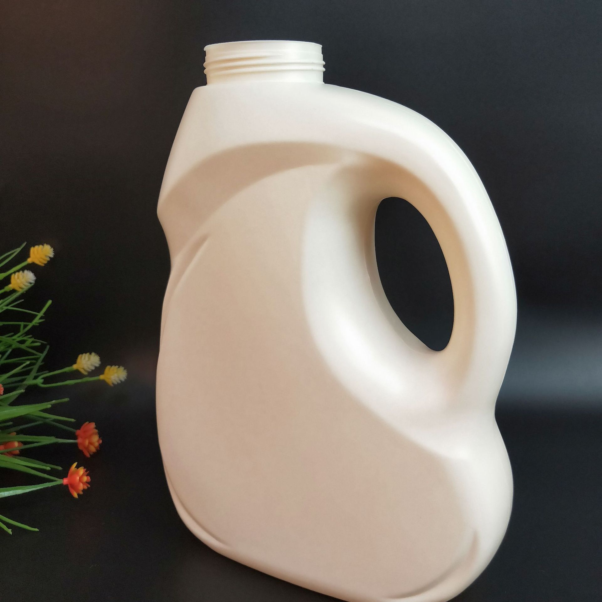 供应洗衣液包装瓶子空瓶子3公斤洗衣液空桶2kgpe塑料瓶