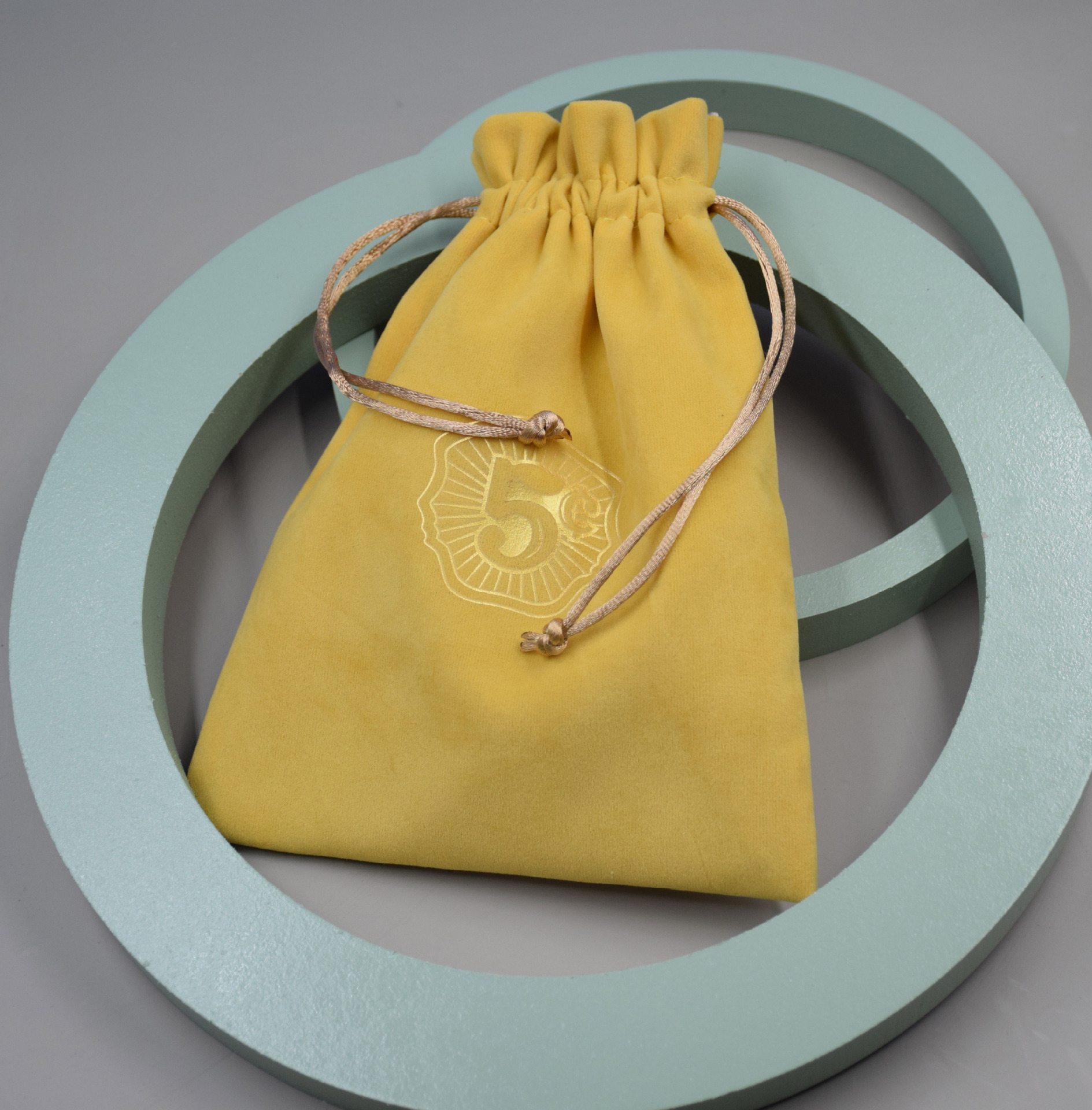 源头厂家批发化妆品袋子双层绒布束口袋化妆品收纳包装袋