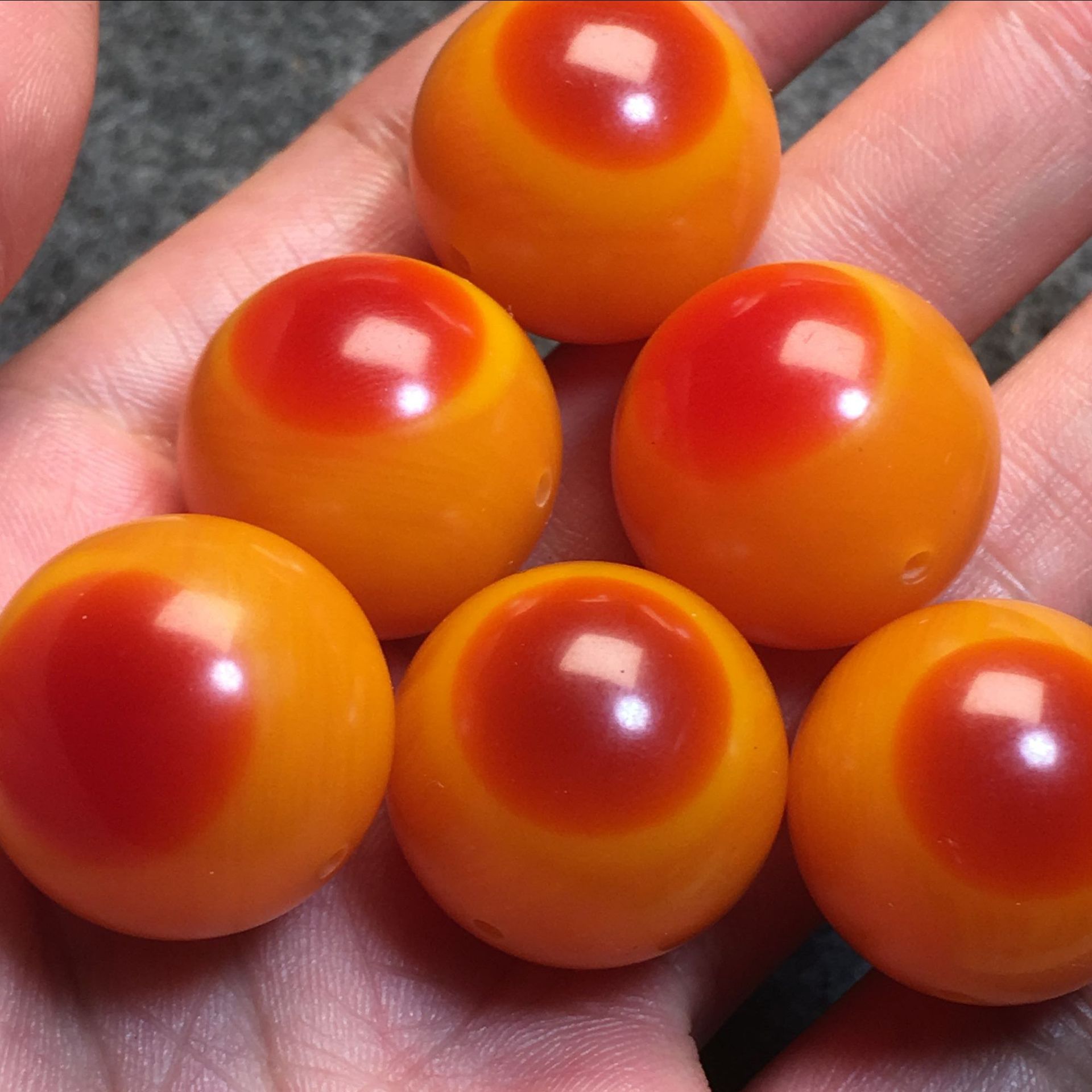 天然材质 高仿 鹤顶红 鸟头 散珠 手串 佛珠有钙化层生长纹