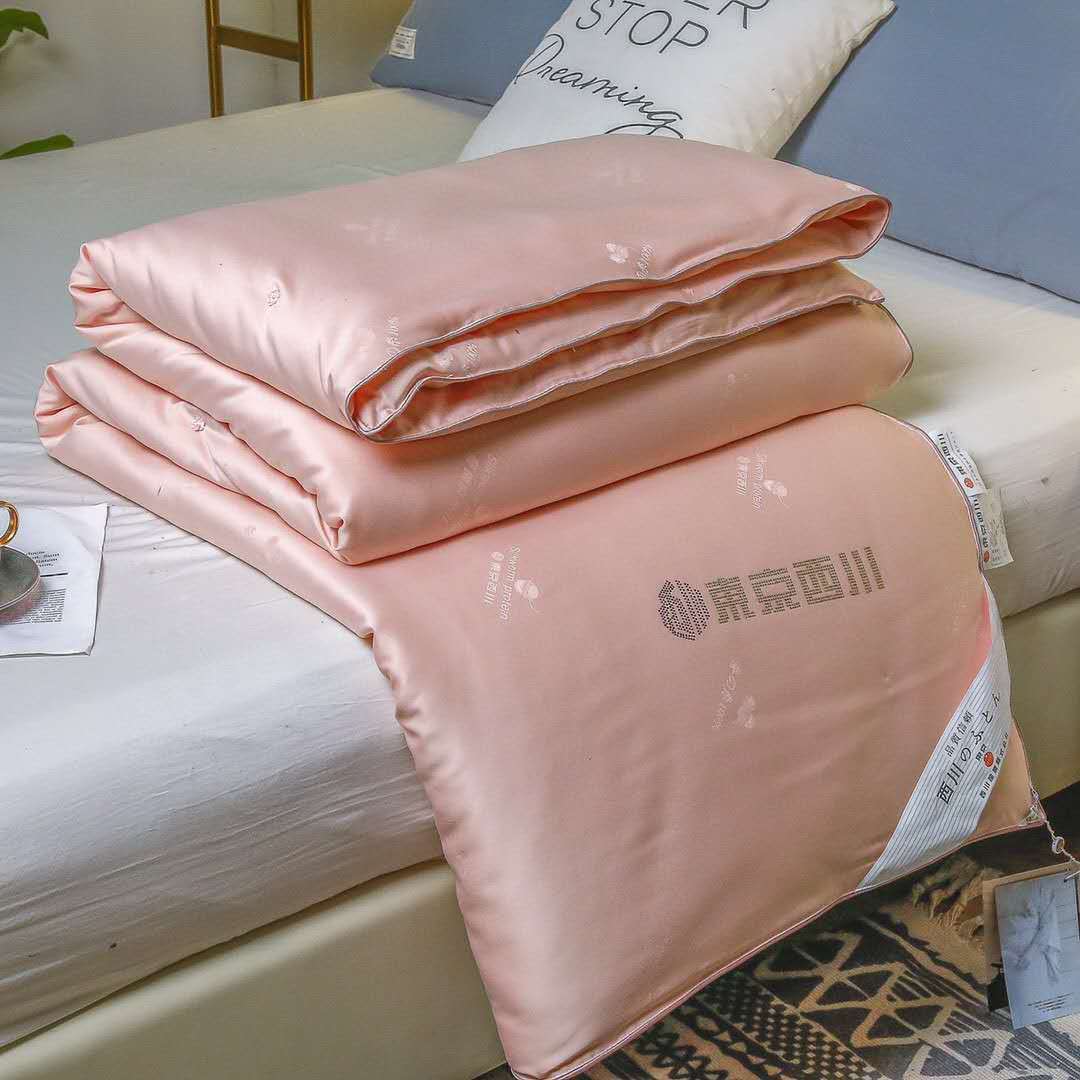 微商爆款东京西川蚕丝被莫代尔纯棉春秋被子冬被礼品被子定制批发