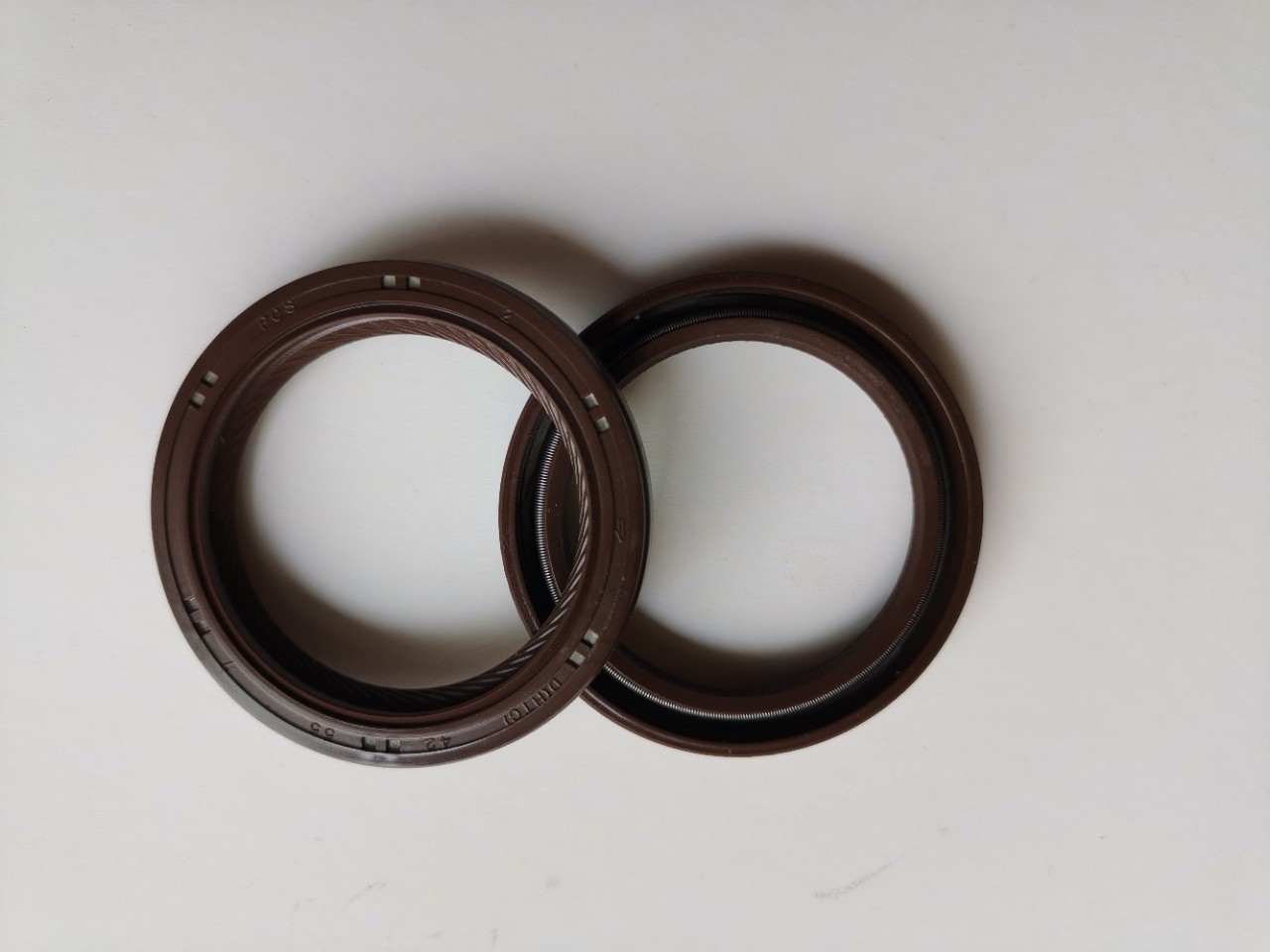 纳智捷大7发动机曲前油封台湾品质店长推荐