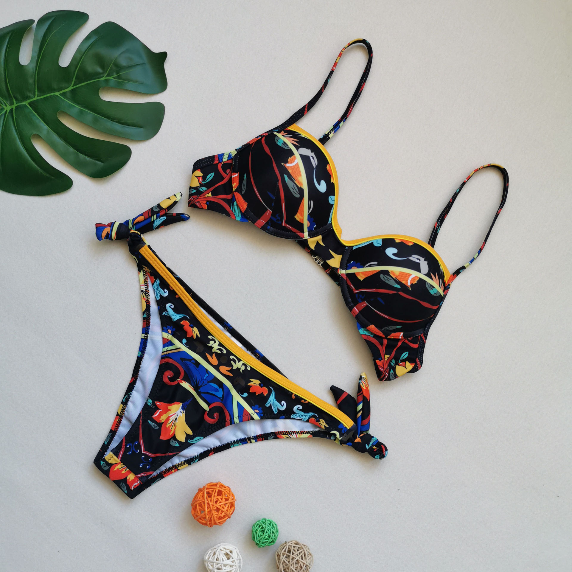 2020欧美印花泳衣硬包亚马逊聚拢钢托外贸比基尼女士分体泳装