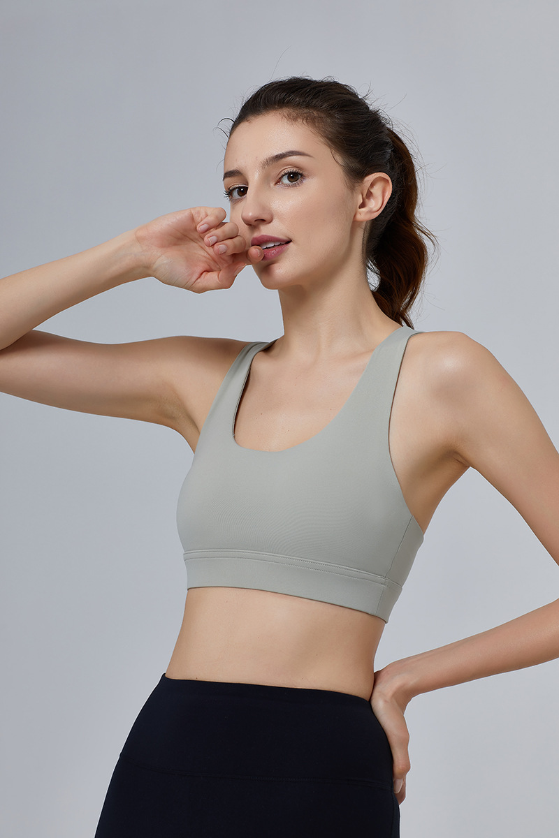 运动文胸背心跑步裸感调整型运动内衣女大码瑜伽运动防震内衣代发