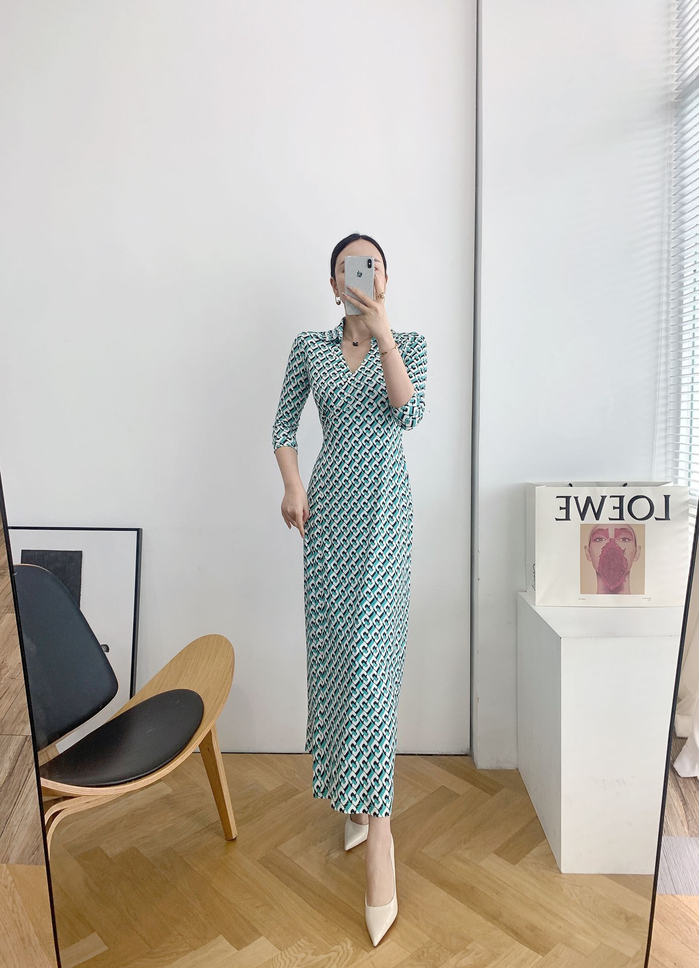 明星同款锁链裹身裙2020秋冬新款气质修身显瘦一片式连衣裙