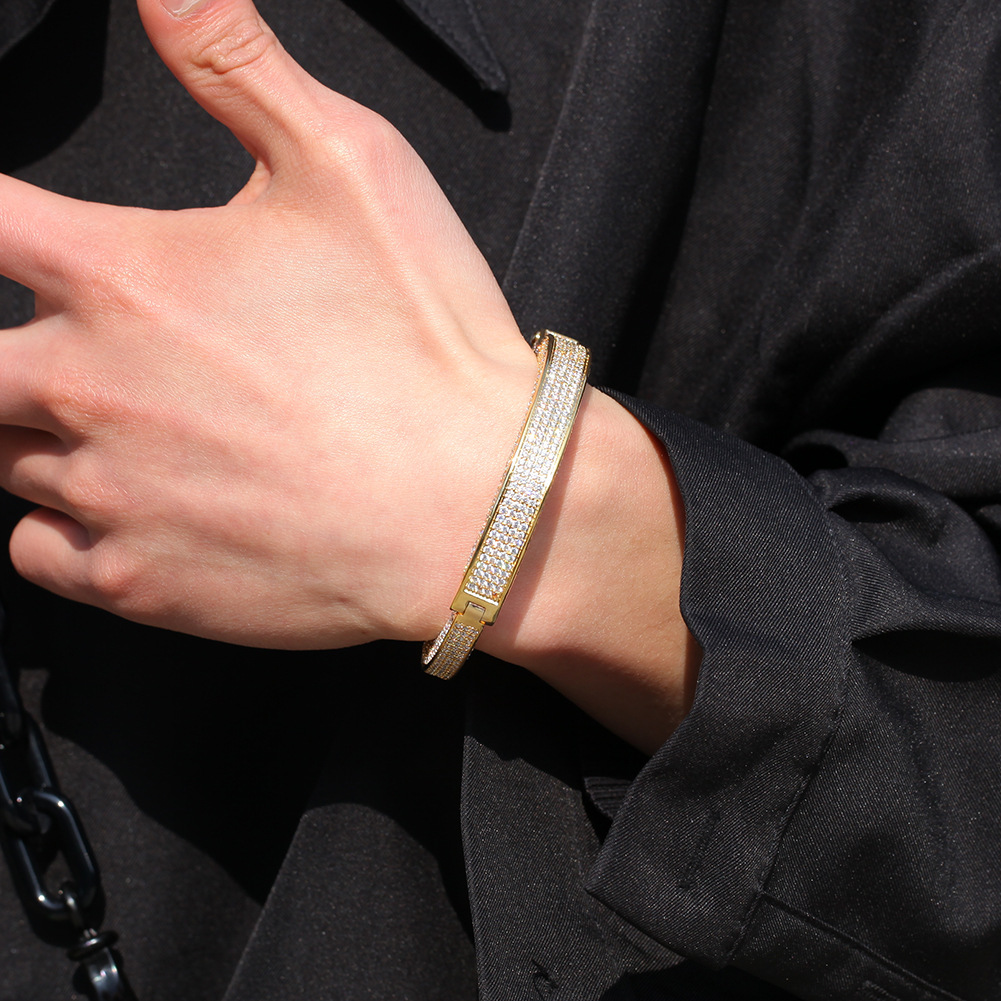 欧美男士朋克手铐手镯铜镶锆石潮牌复古时尚情侣手环百搭嘻哈首饰