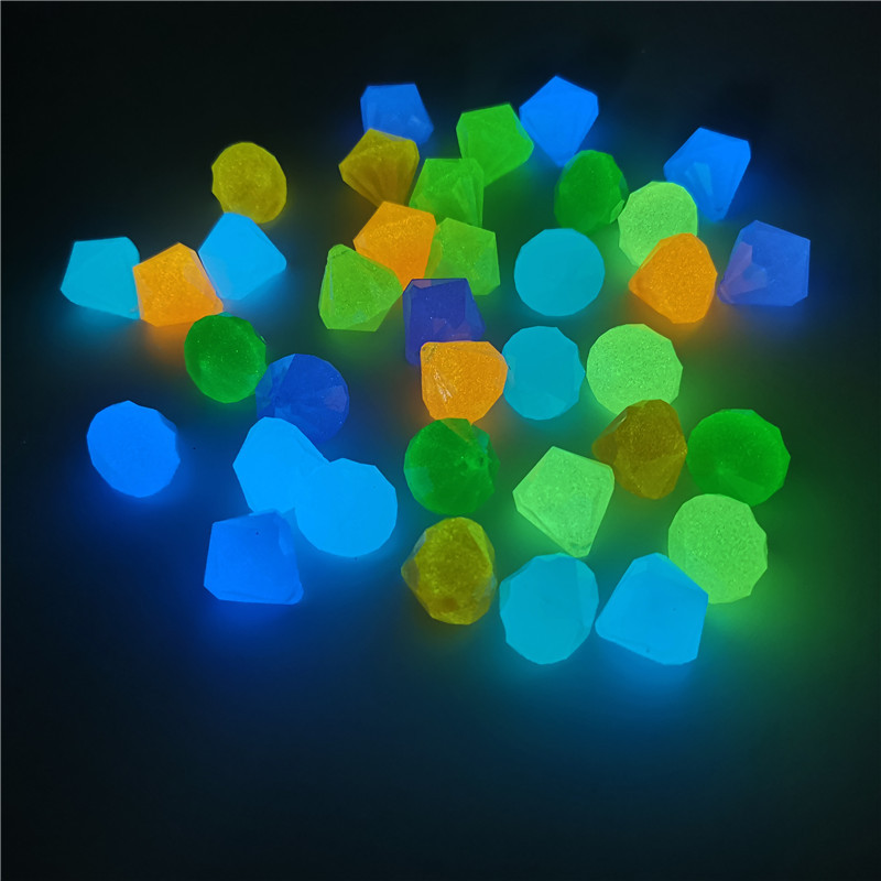 儿童玩具夜光宝石荧光宝石彩石夜光钻石儿童宝石玩具珠厂家批发