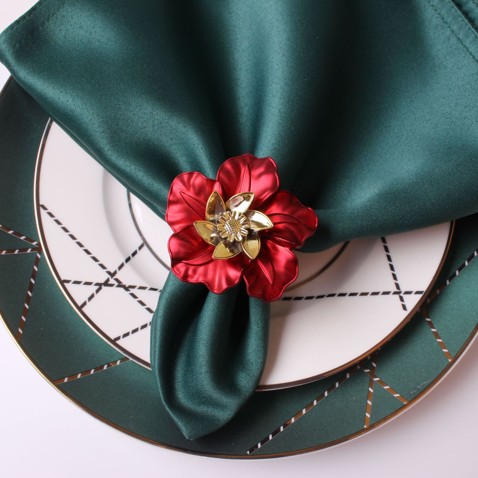 中式婚庆花朵餐巾扣圈酒店摆台配饰大红色餐巾扣餐巾圈厂家批发