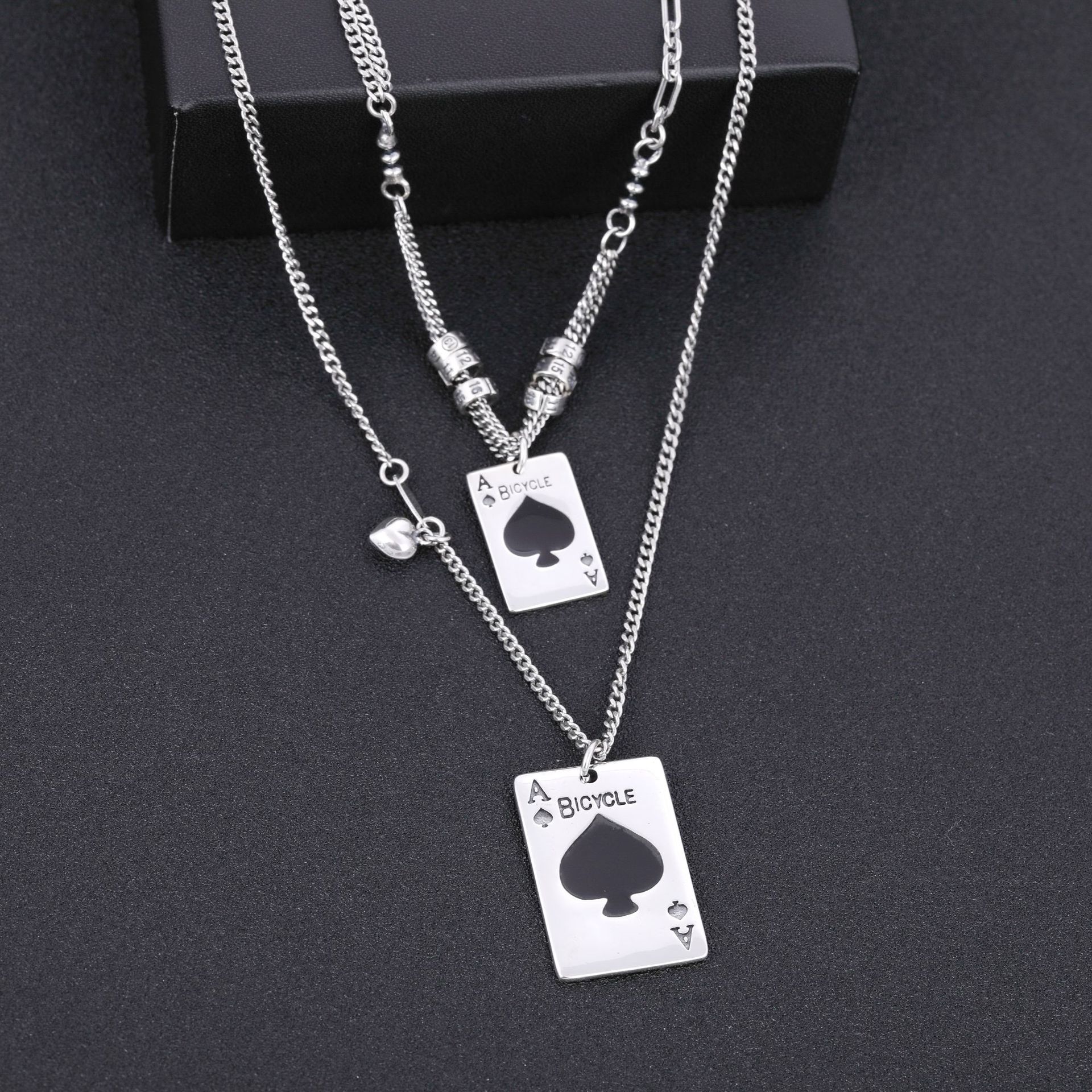 s925纯银扑克牌黑桃a项链 东大门新款复古潮流几何方形长款项链