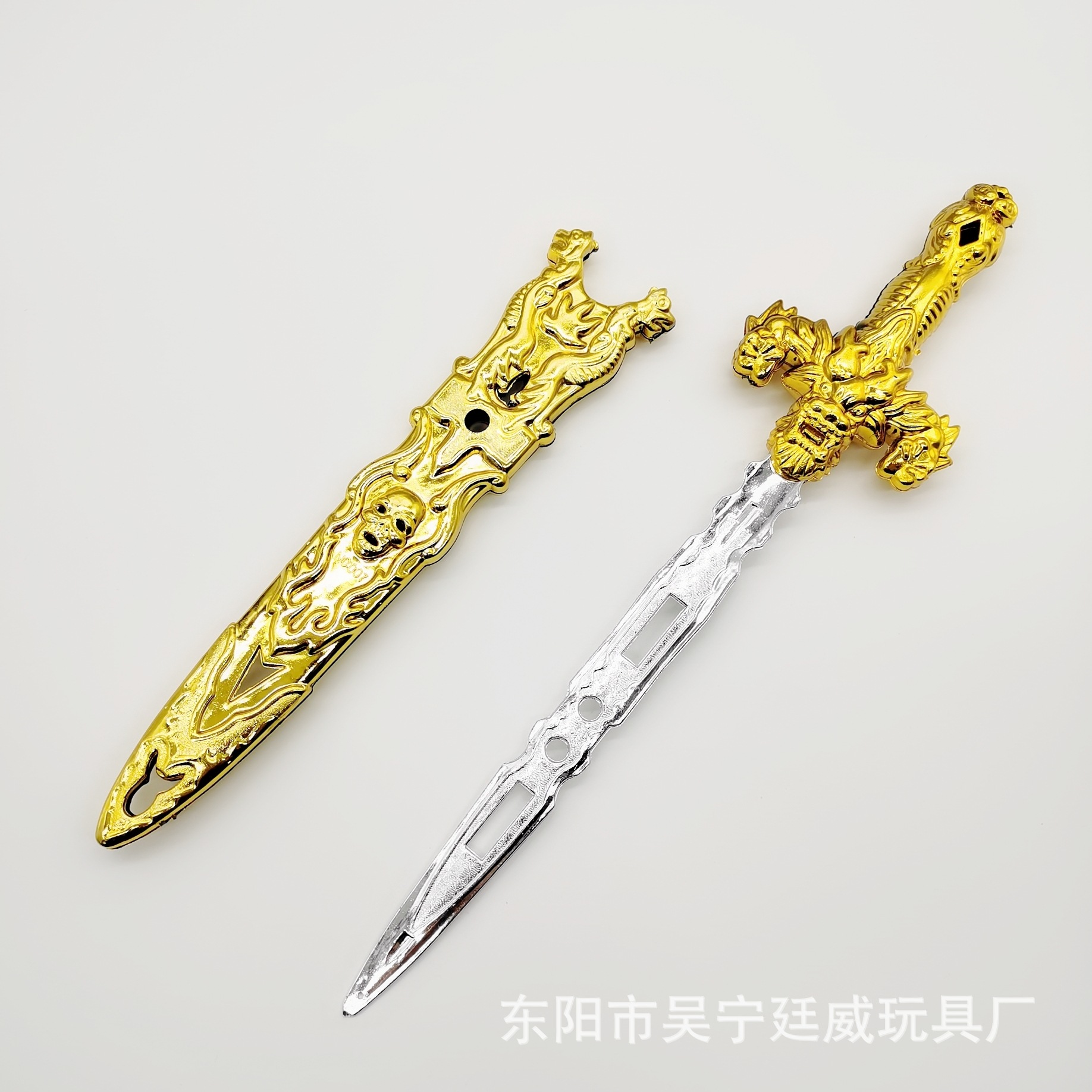 厂家直销儿童玩具塑料仿真刀剑兵器007青龙剑道具出口中东欧美