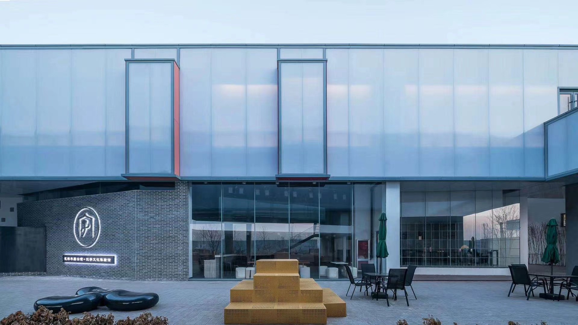 40mm聚碳酸酯板,插接墙面板,立墙隔断顶棚40mm多层pc阳光板厂家