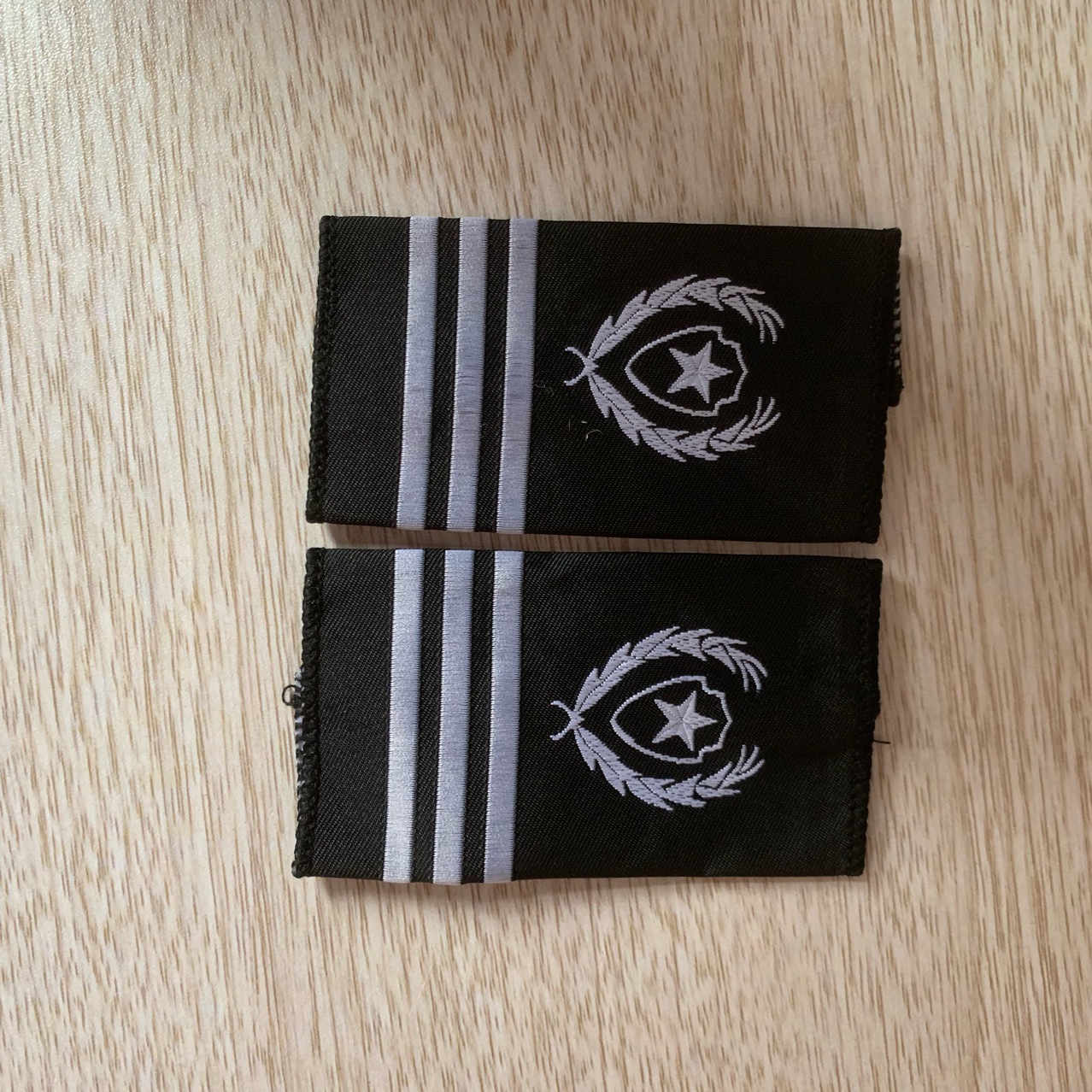 现货广东深圳保安肩章织唛安保执勤保卫护卫套肩量大从优可定做