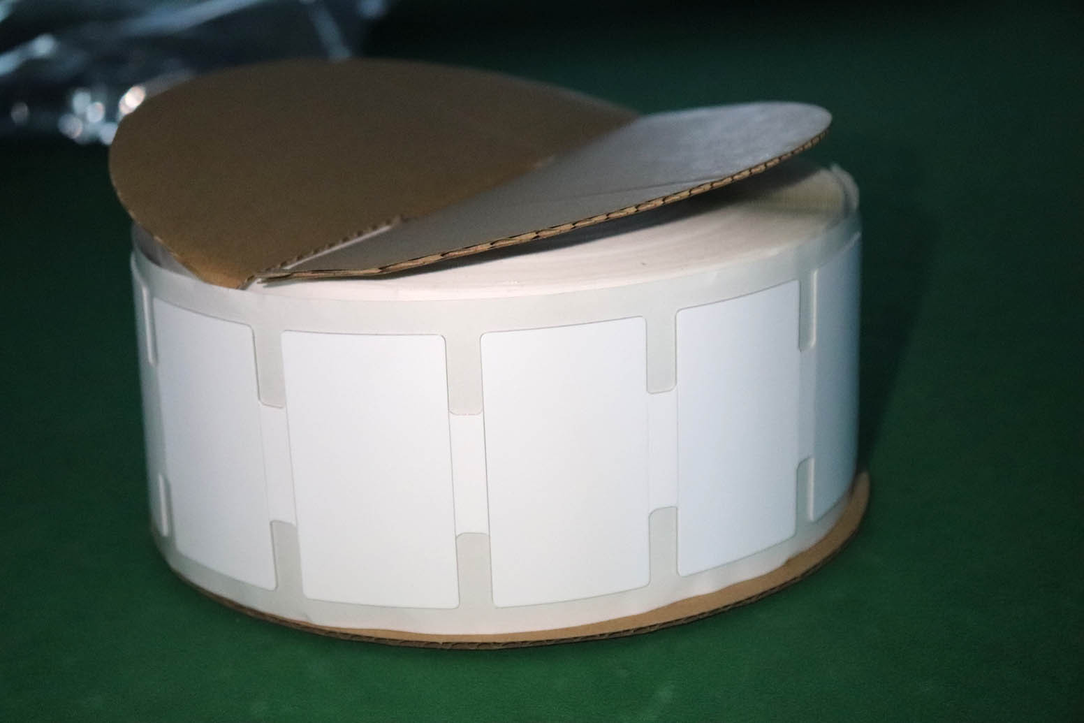 超高频柔性抗金属标签 rfid抗金属电子标签 柔性金属设备管理标签