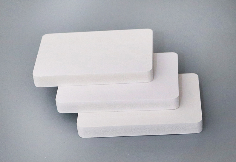 pvc发泡板工厂直销 3-25厚度 雪弗板 手提板橱柜板尺寸颜色可定制