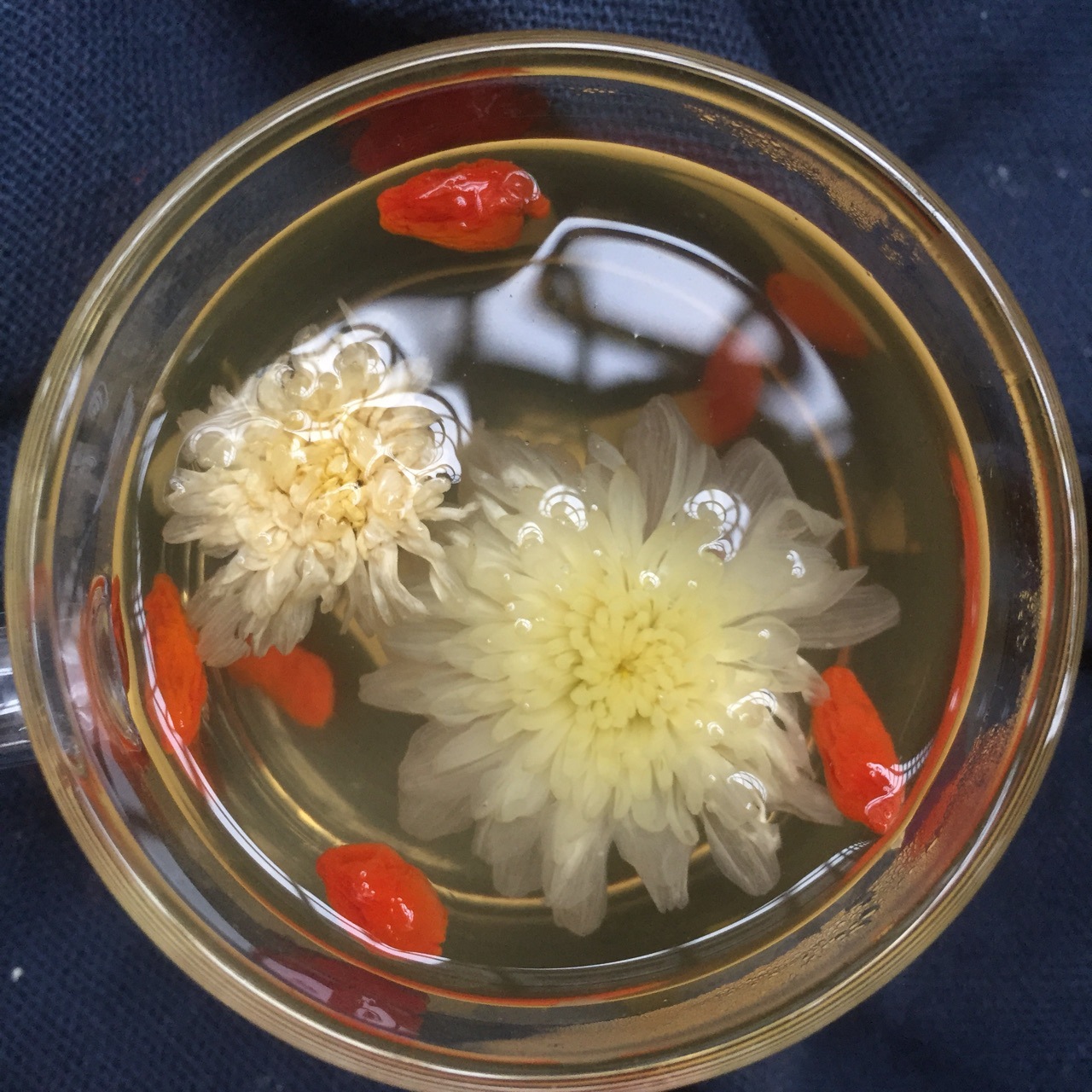 枸杞菊花冰糖茶块广西老冰糖黄冰糖熬制花草茶泡水喝组合型花果茶