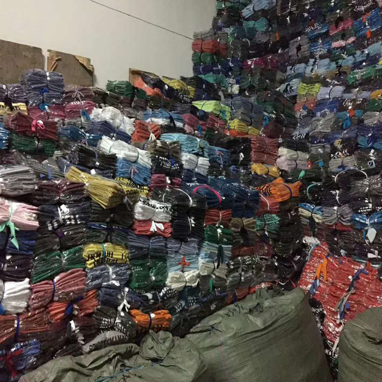 男装夏季圆领短袖库存t恤 跑江湖热销5元地摊货源批发厂家直销