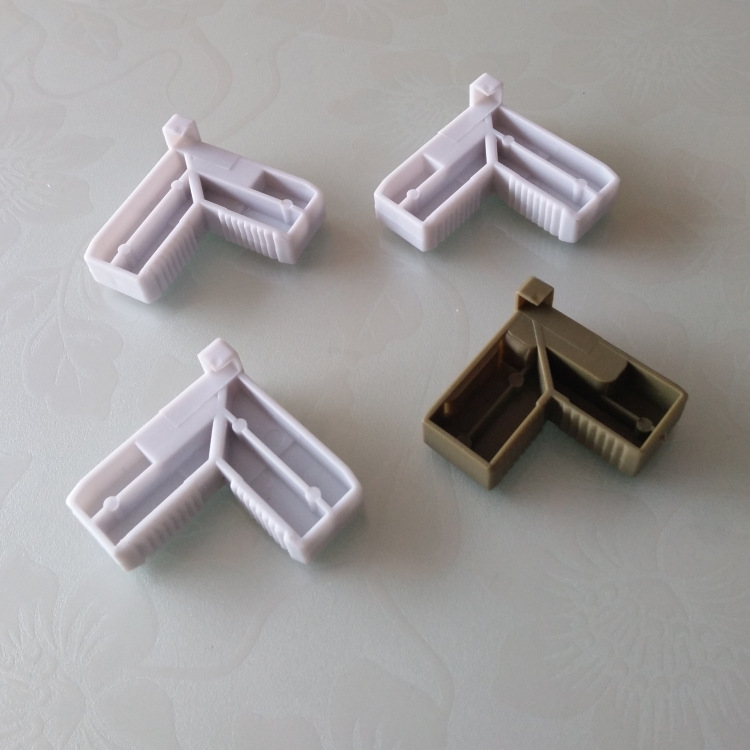 橱柜通用塑料角码 晶钢门铝材配件橱柜门连接件 大量现货厂家直销