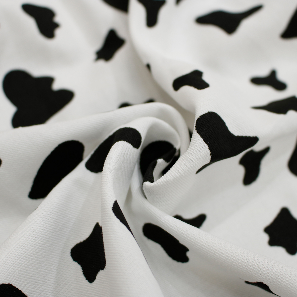 2021春夏新款迷彩奶牛斑纹印花全棉洗水棉面料 男女童装衬衫棉布