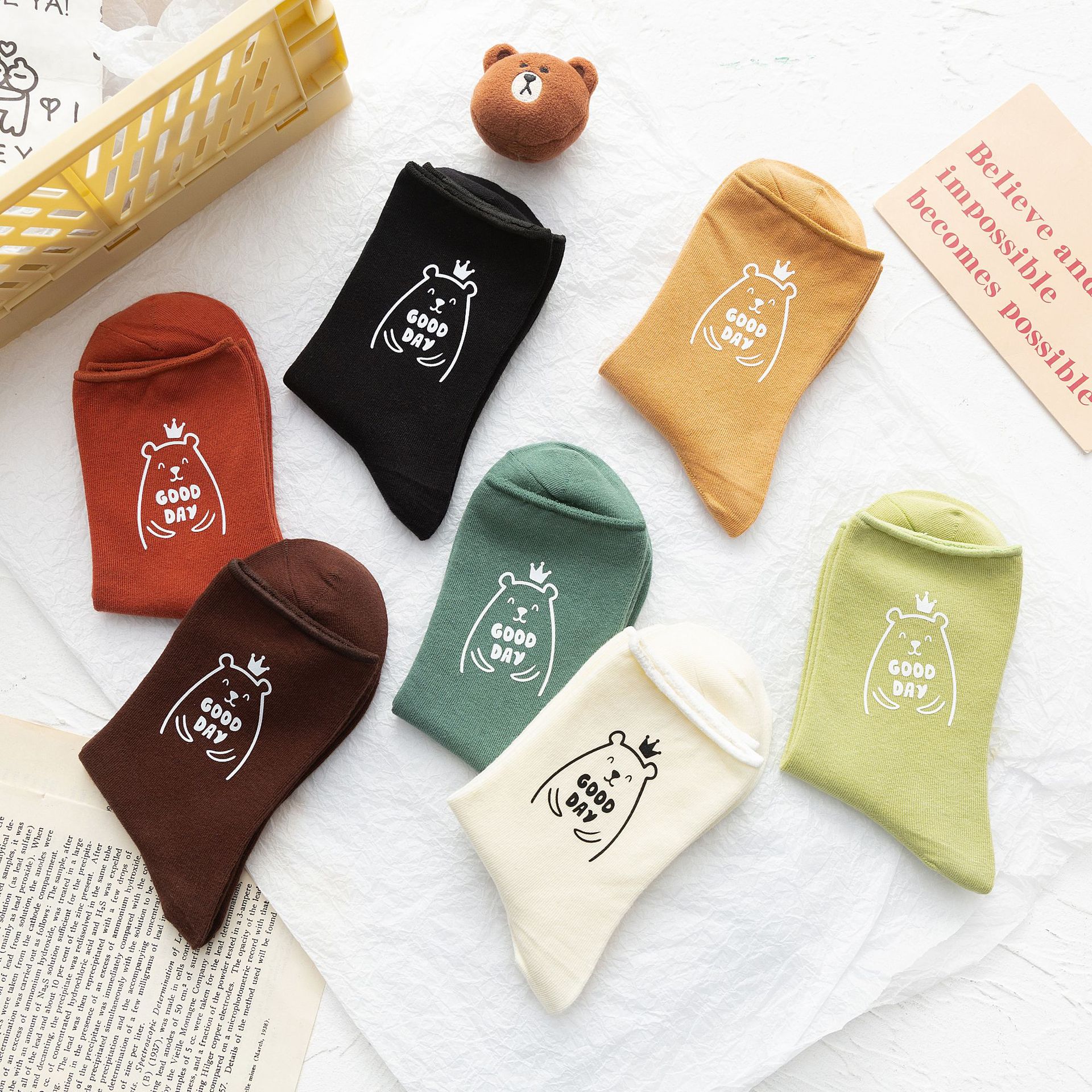 萌小熊烫印卡通袜子女透气百搭糖果色长筒袜 ins潮秋款卷边中筒袜