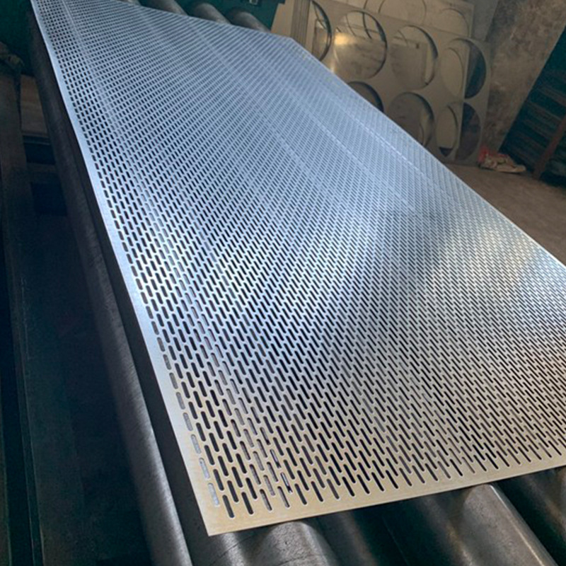 厂家批发不锈钢0.4mm长方形筛网冲孔板粉碎机过滤网板装饰圆板网