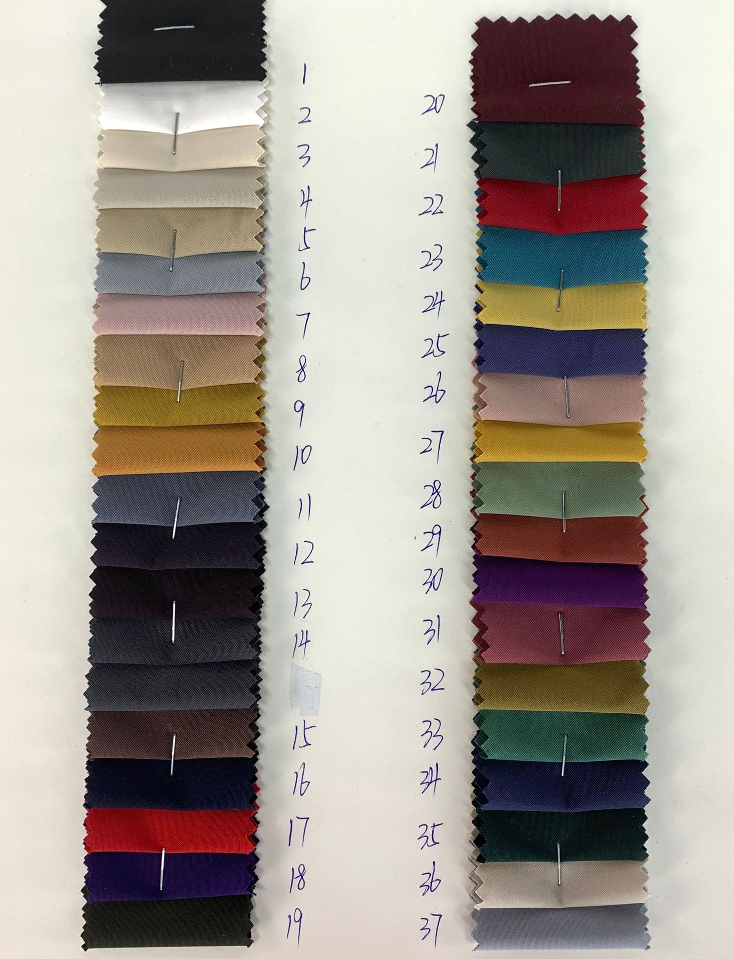 小牛津t400聚酯纤维牛津布涤纶梭织秋冬冲锋衣登山服时装面料