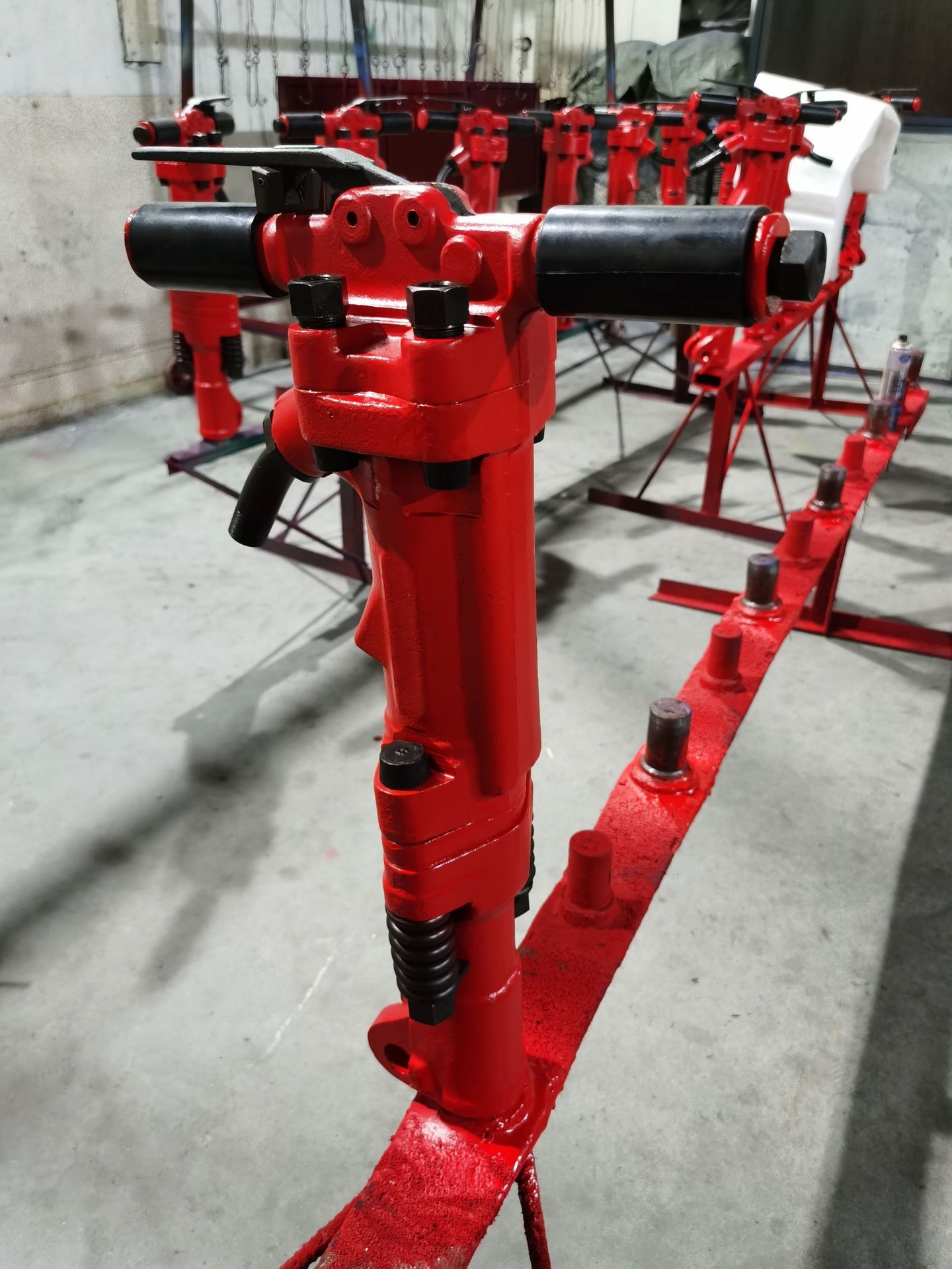 供应tpb60风镐破碎机凿岩机18630408666