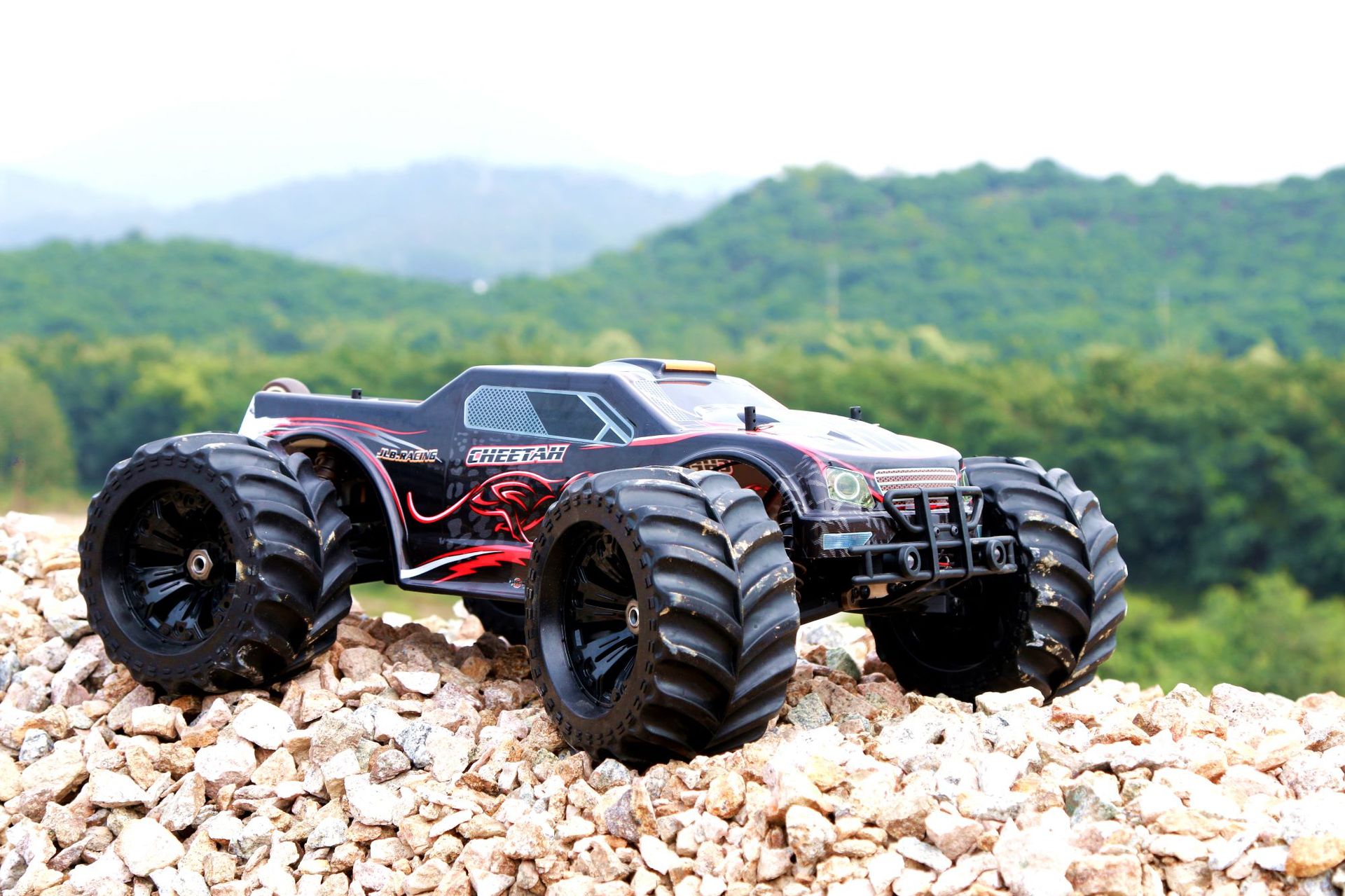 jlb金猎豹1:10无刷电动大脚车防水抬头空翻四驱遥控越野车玩具