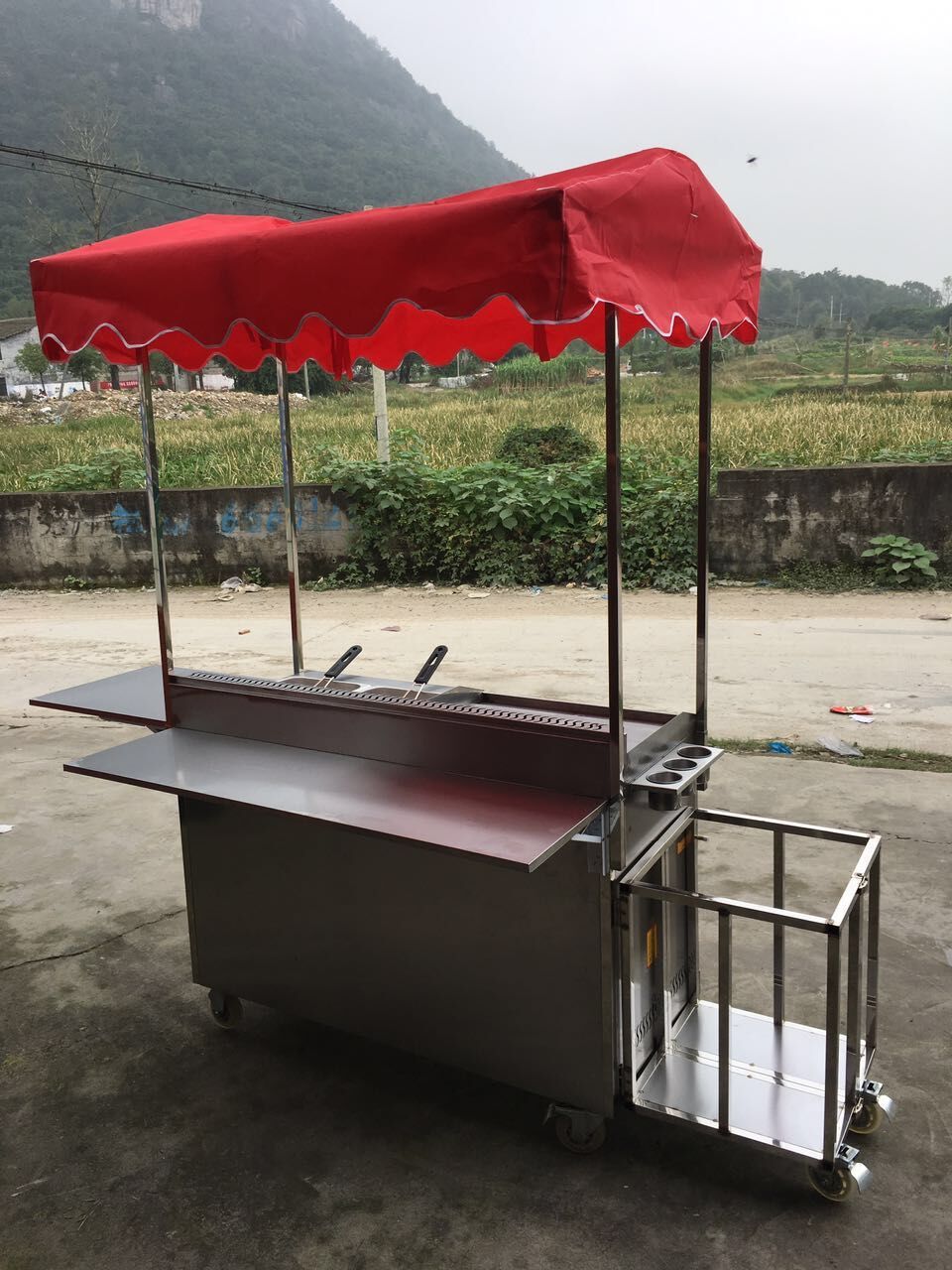 外卖流动路边夜市摆摊炸串水煮串杂粮煎饼锅摆摊扒炉小吃车推车