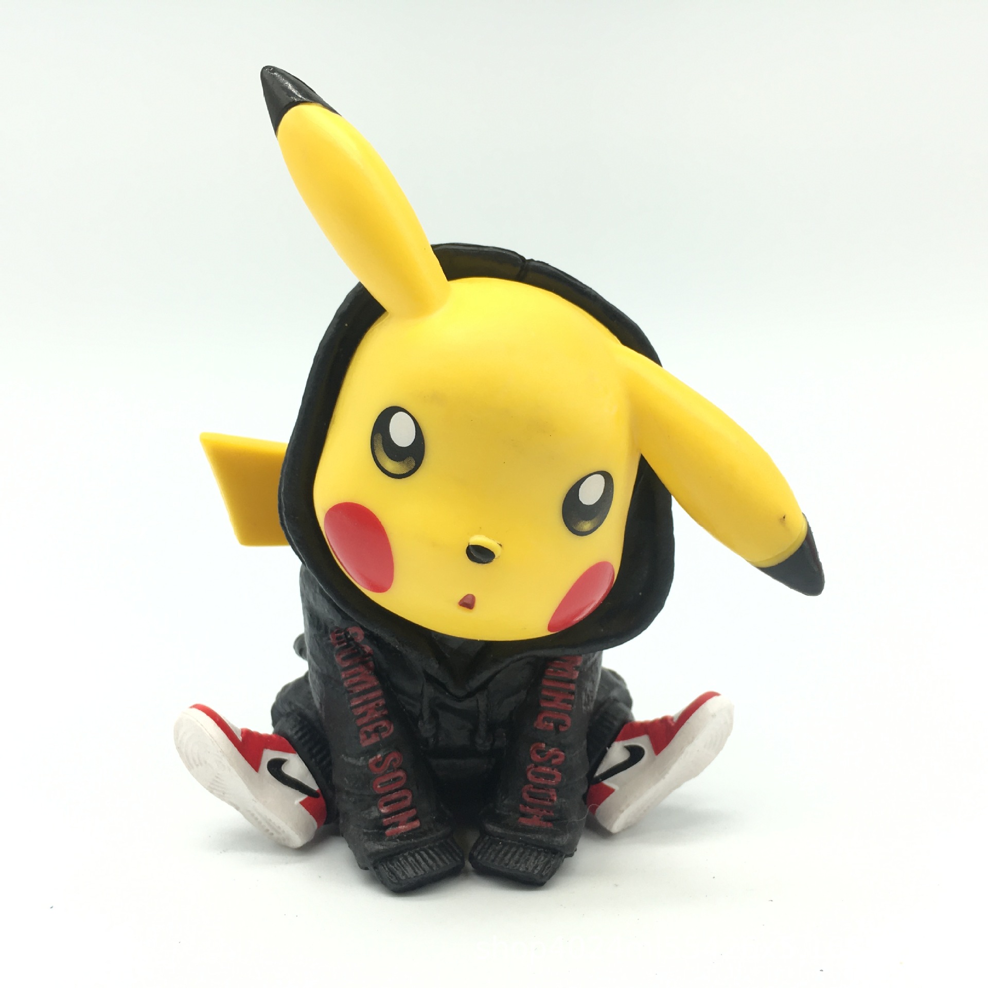 3款潮服皮卡丘手办公仔生日礼物神奇宝贝宝可梦汽车摆件车内饰品
