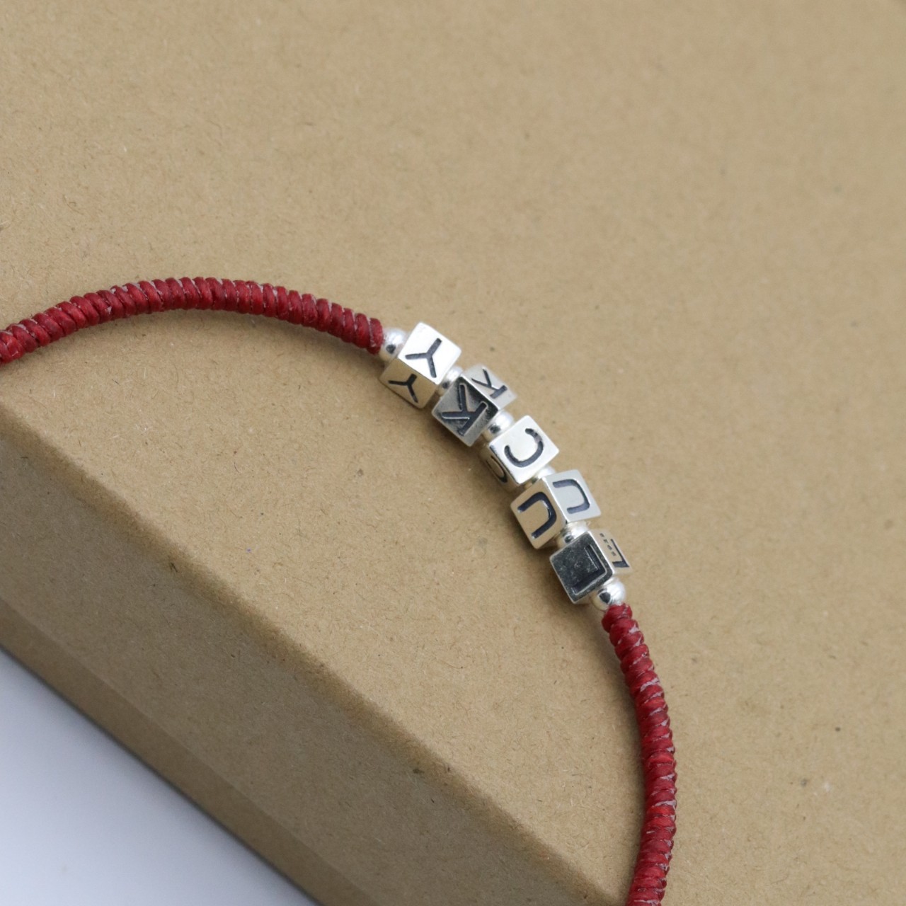 韩版s925纯银幸运字母珠lucky手链 泰国蜡绳手工编织红绳男女复古