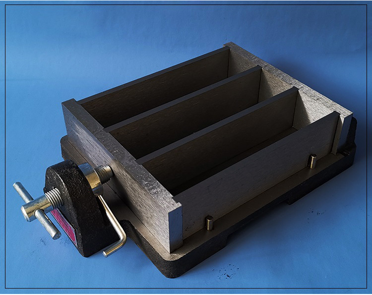 钢制水泥胶砂三联试模,40*40*160mm水泥软练试模