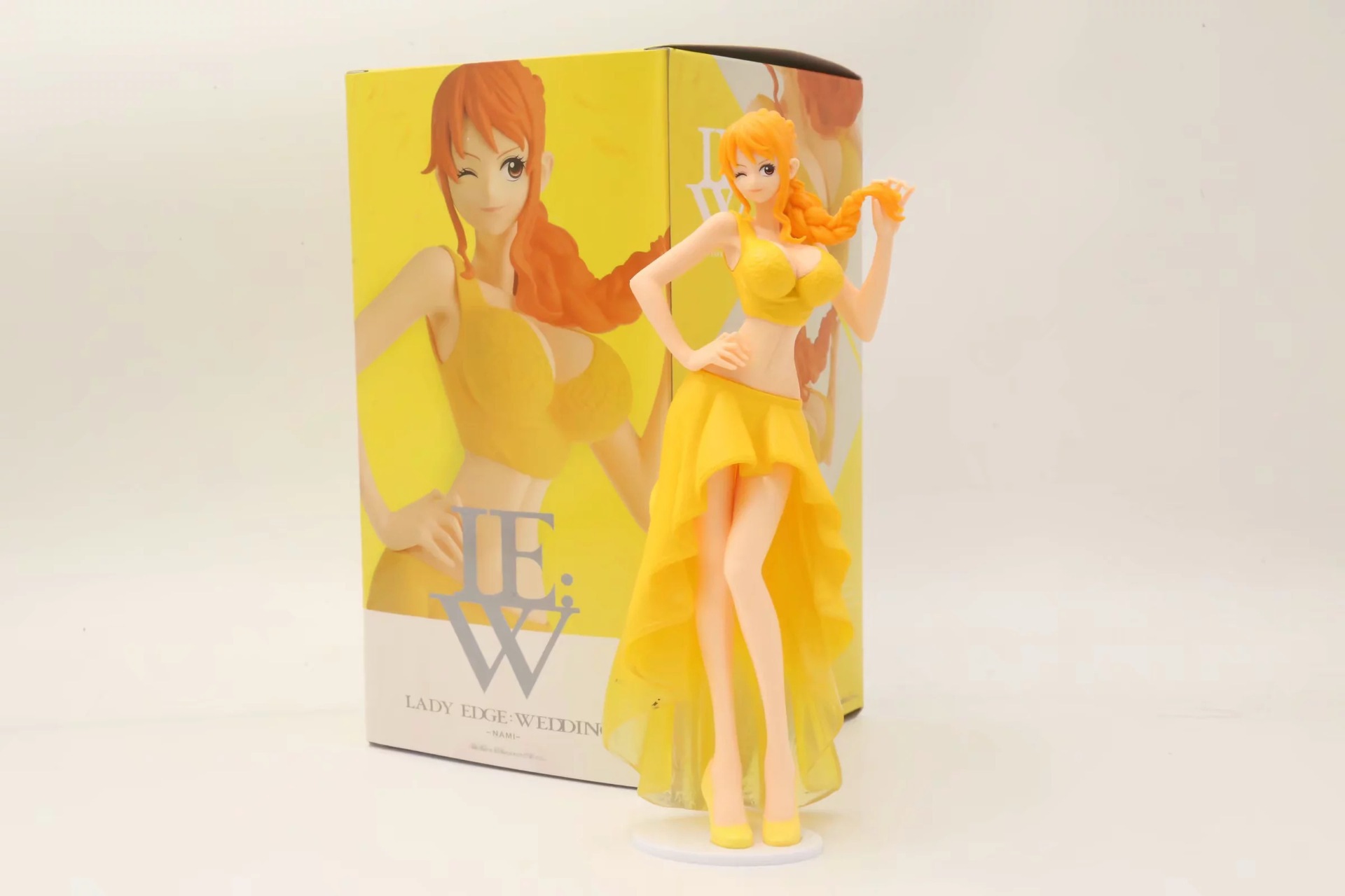 海贼/航海王 lew系列 婚纱娜美 闪光花嫁白/黄 盒装手办