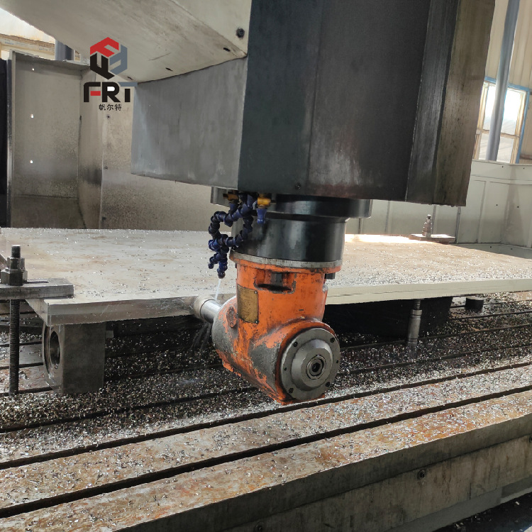 3米数控龙门铣四轴联动侧铣头加工各种端板大型机械机加工