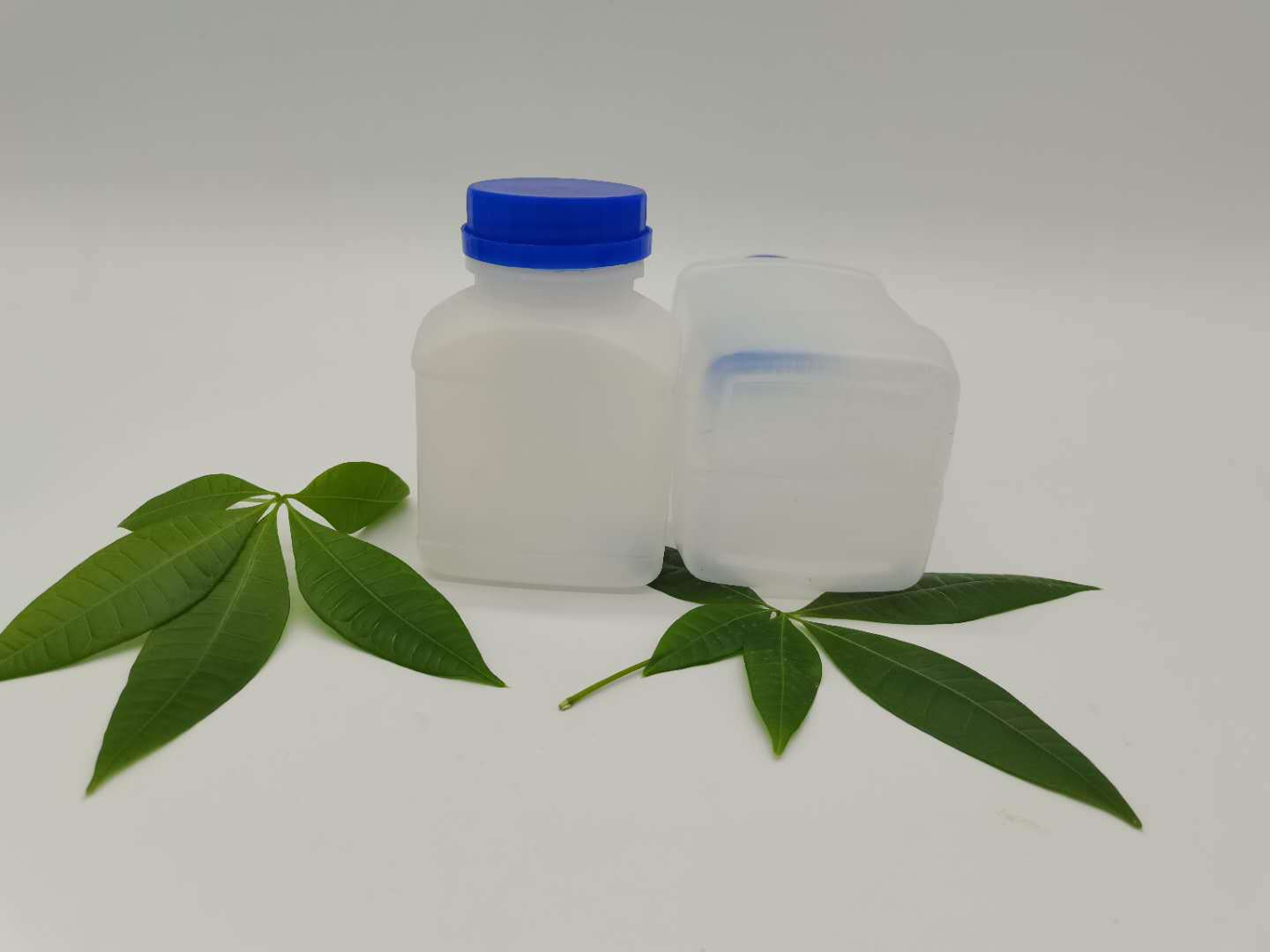 批发2021款500ml广口方形固体试剂瓶 化工塑料瓶大口塑料瓶带内盖