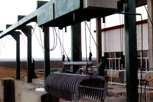 厂价销售 华英 移动液压抓斗式清污机 清污机 参数 报价