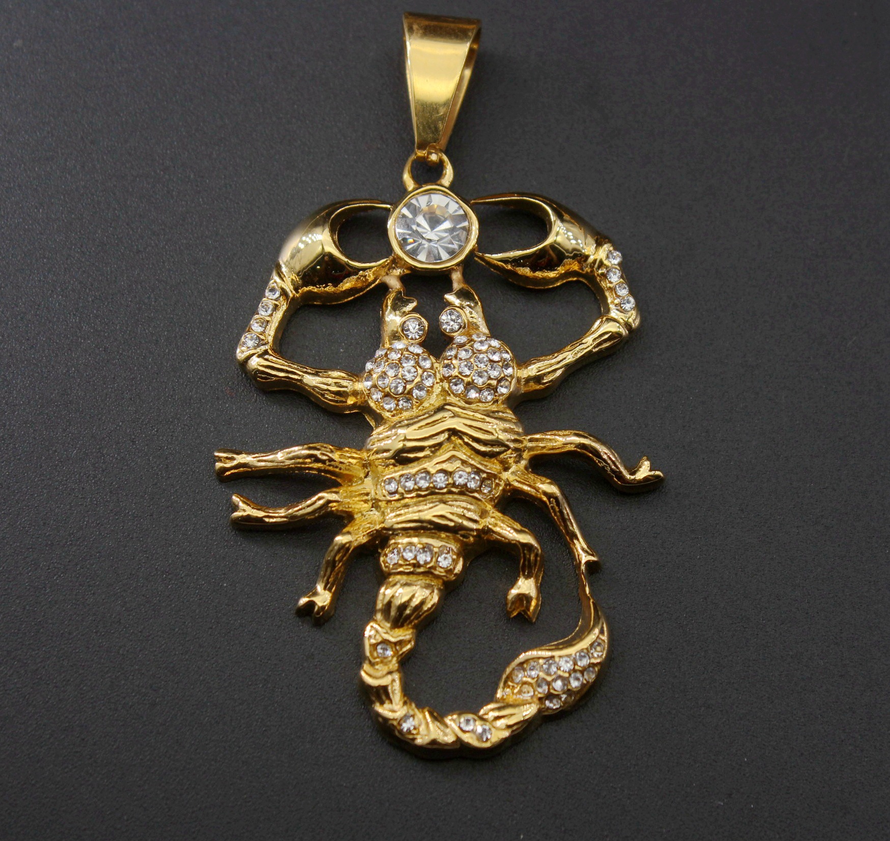 嘻哈潮流欧美跨境源头工厂钛钢镀金毒蝎子吊坠