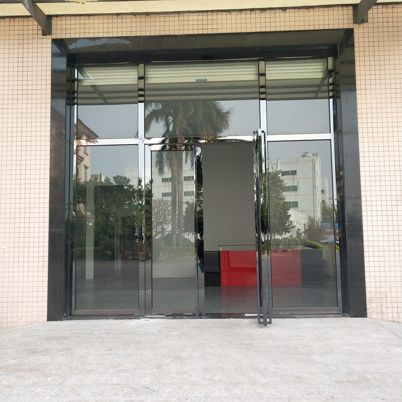 工厂定制不锈钢玻璃门 专业安装酒店钢化玻璃门 钢化玻璃